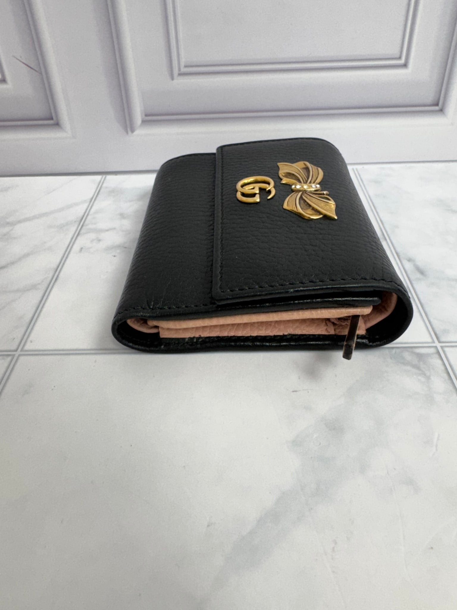 Gucci Black Grained Leather GG Marmont Bow Compact Wallet