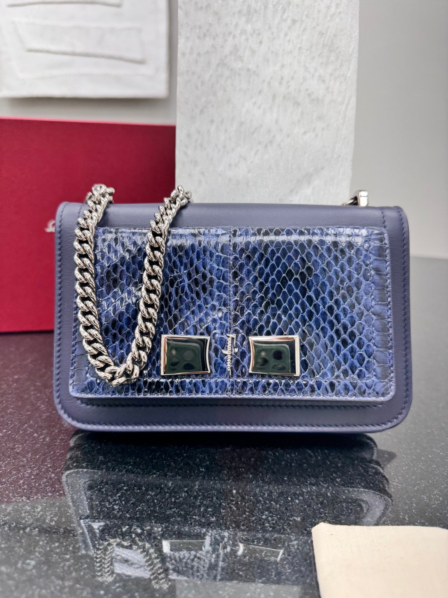 LIKE NEW - Salvatore Ferragamo Blue Leather And Python Texture Vara Bow Chain Shoulder Bag