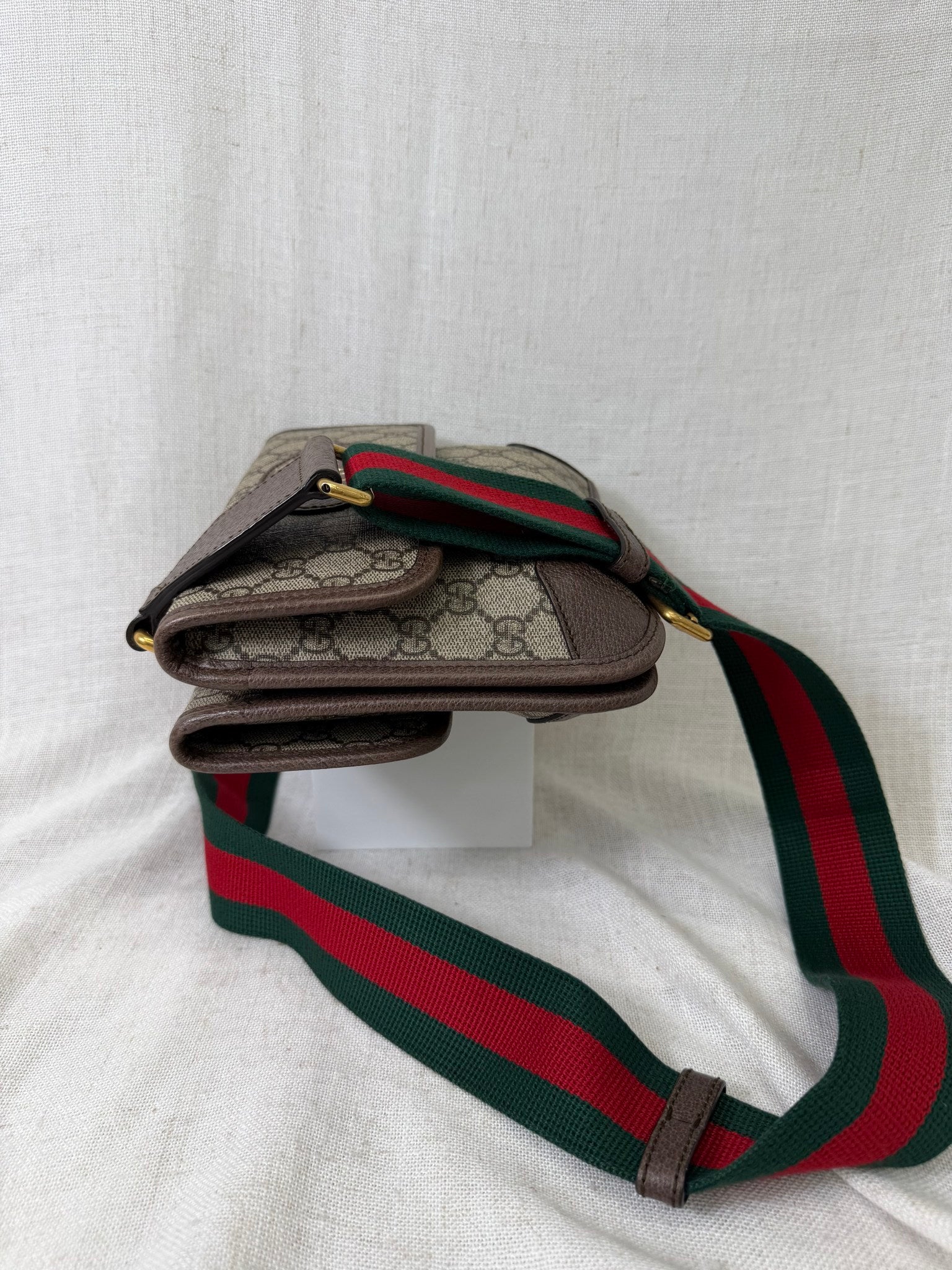 Gucci GG Supreme Neo Vintage Crossbody