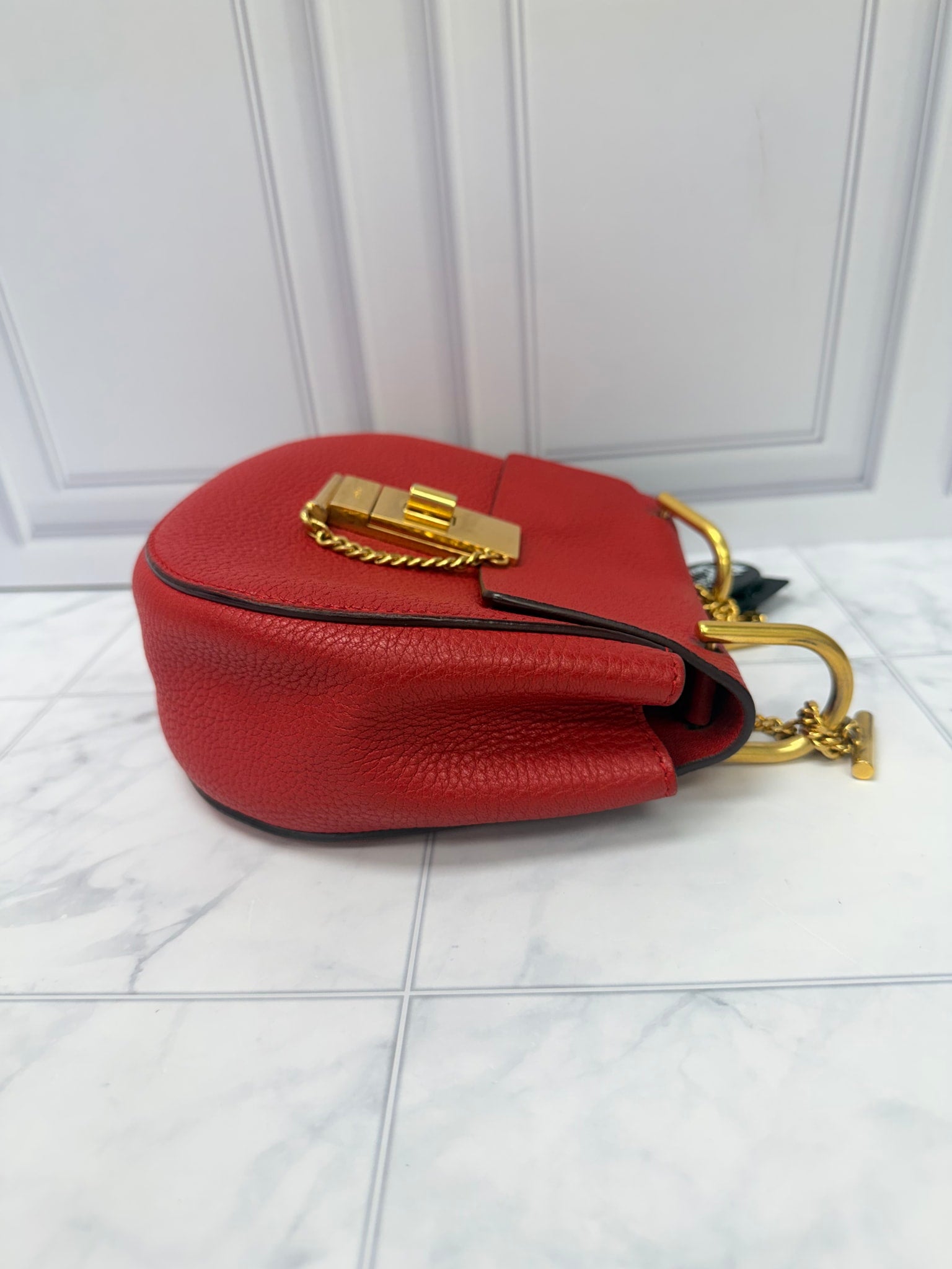 Chloe Red Grained Leather Drew Chain Crossbody Bag