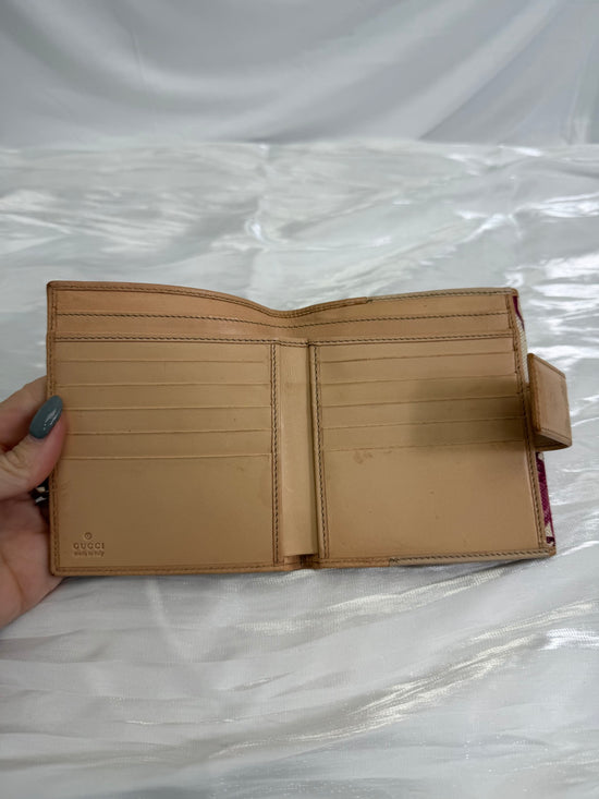 https://res.cloudinary.com/dyql5hig8/image/upload/v1760124860/xrigcgxhltra6st0xqwt.jpg