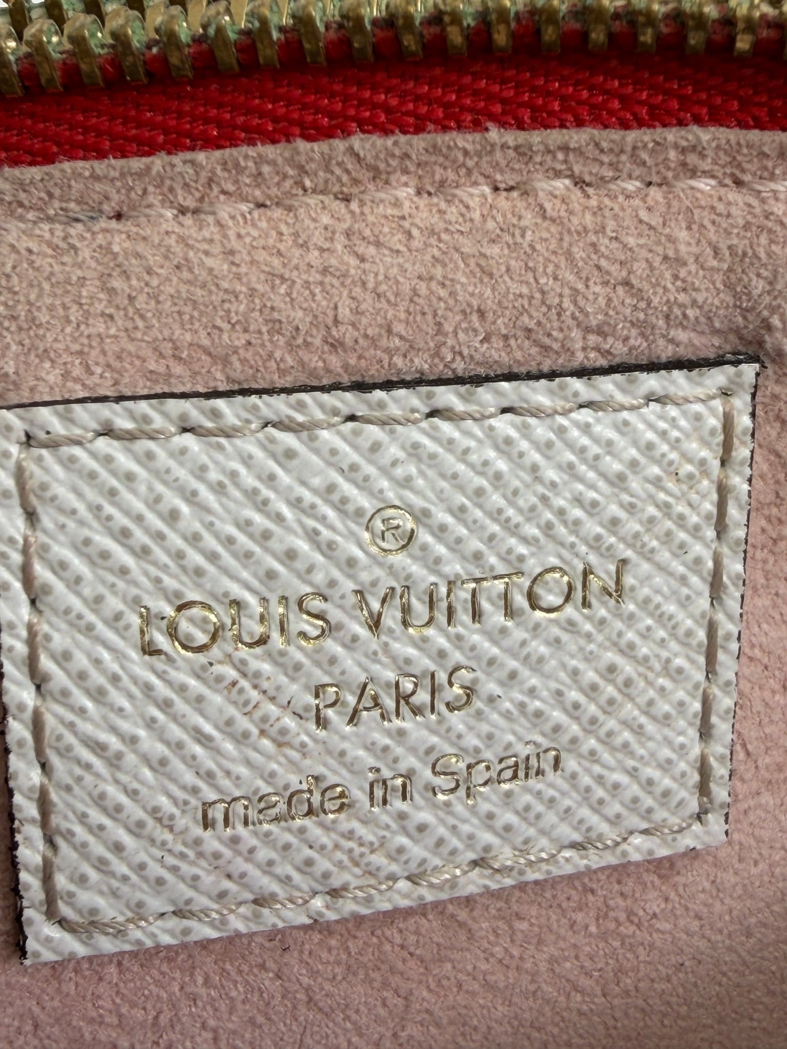  Louis Vuitton Red Monogram Giant Double Zip Pochette