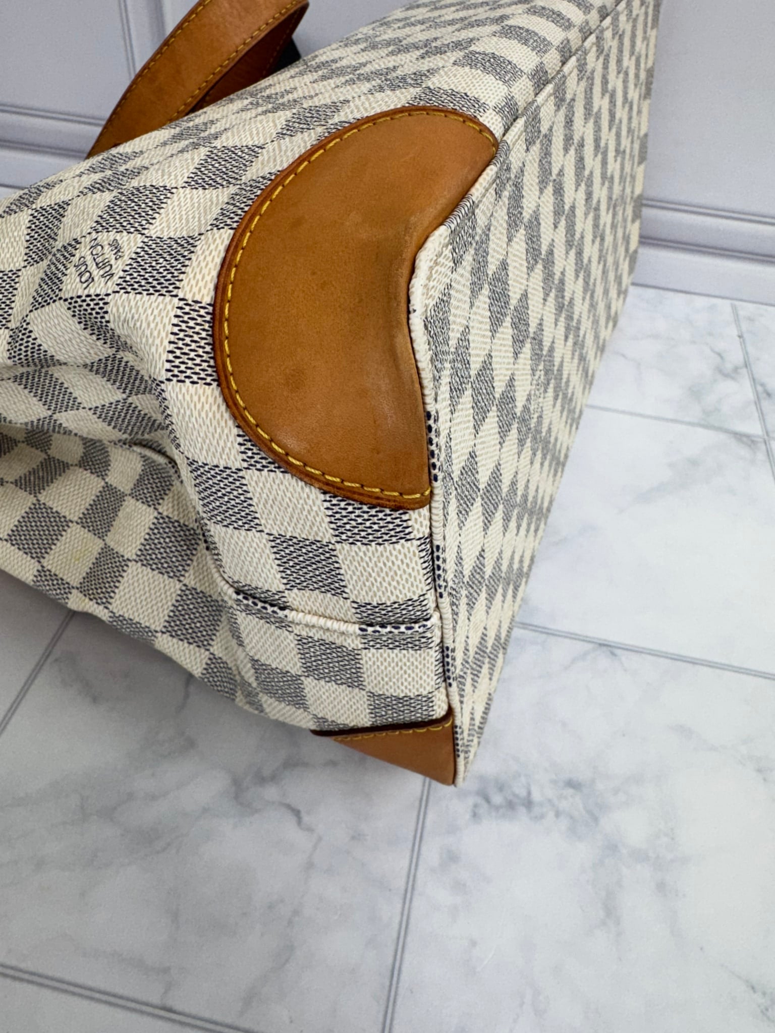 Louis Vuitton Damier Azur Hampstead Tote Bag MM