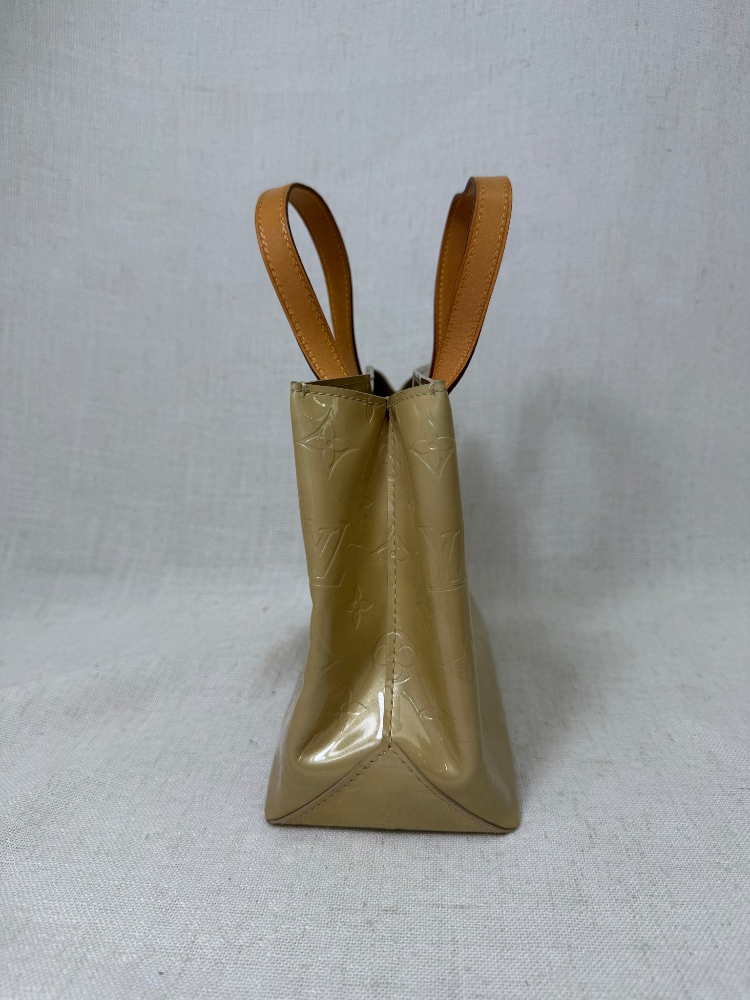 Louis Vuitton Beige Vernis Leather Reade PM Tote Bag