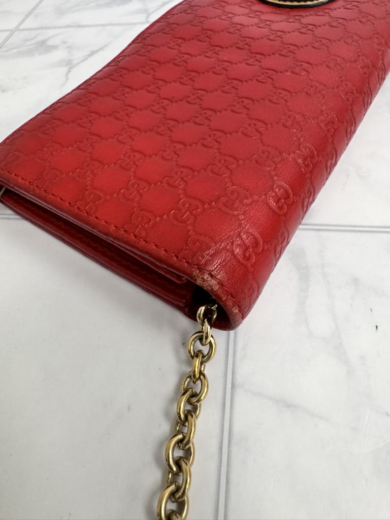Gucci Red Leather Microguccissima Heart Wallet On A Chain
