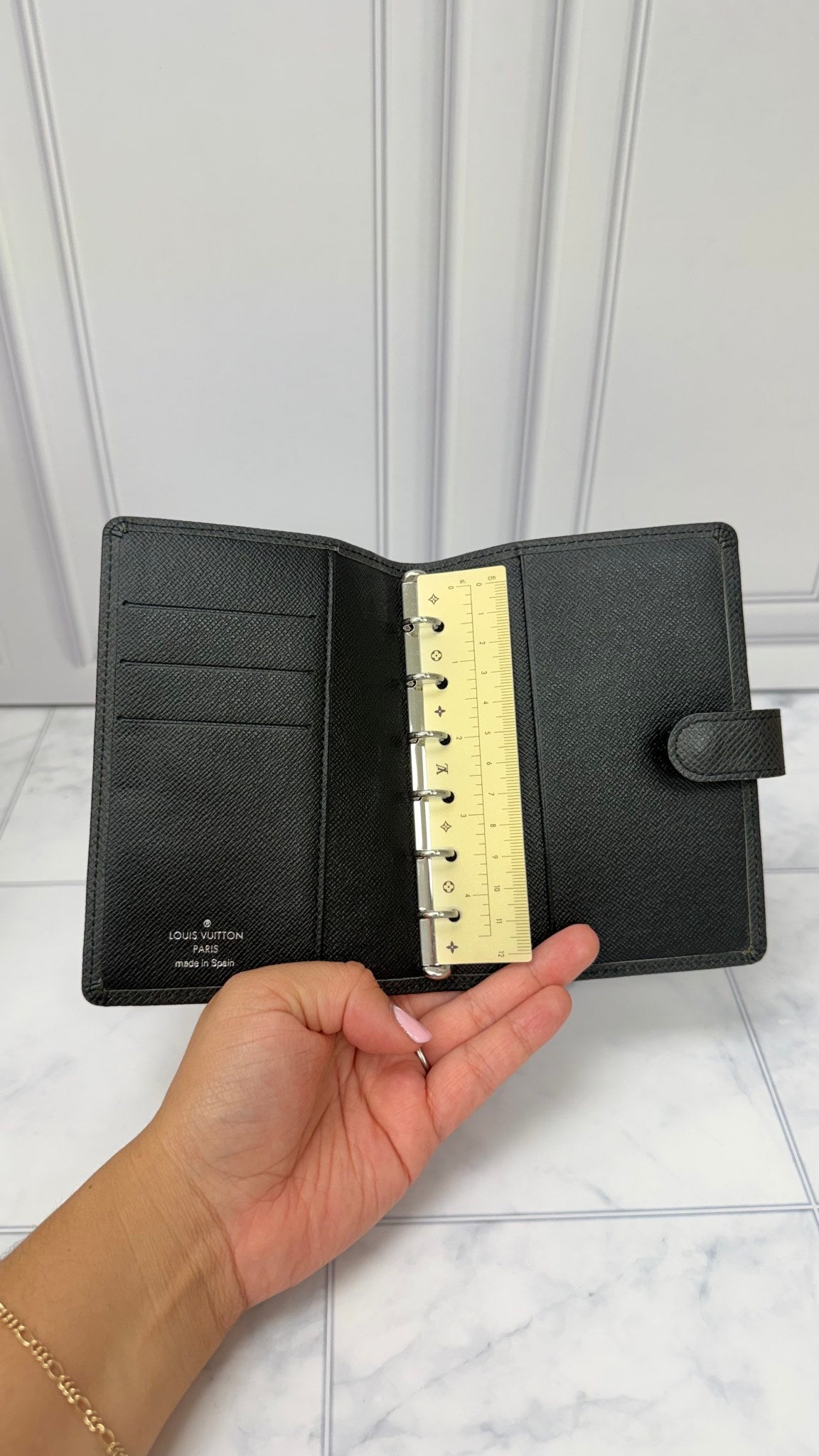 Louis Vuitton Black Taiga Leather Passport Agenda PM Cover 