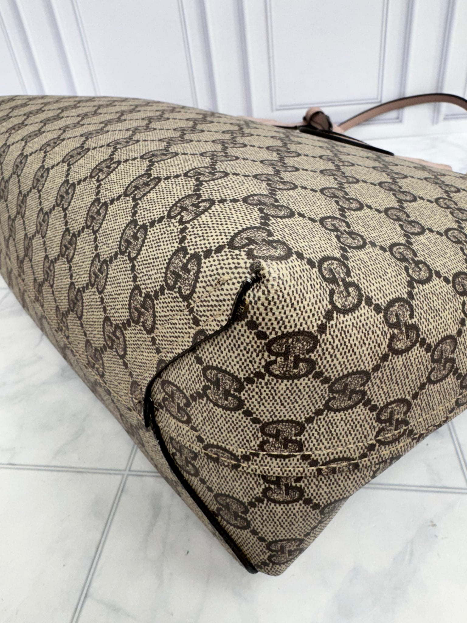 LIKE NEW - Gucci GG Supreme And Pink Large Reversible Tote Bag