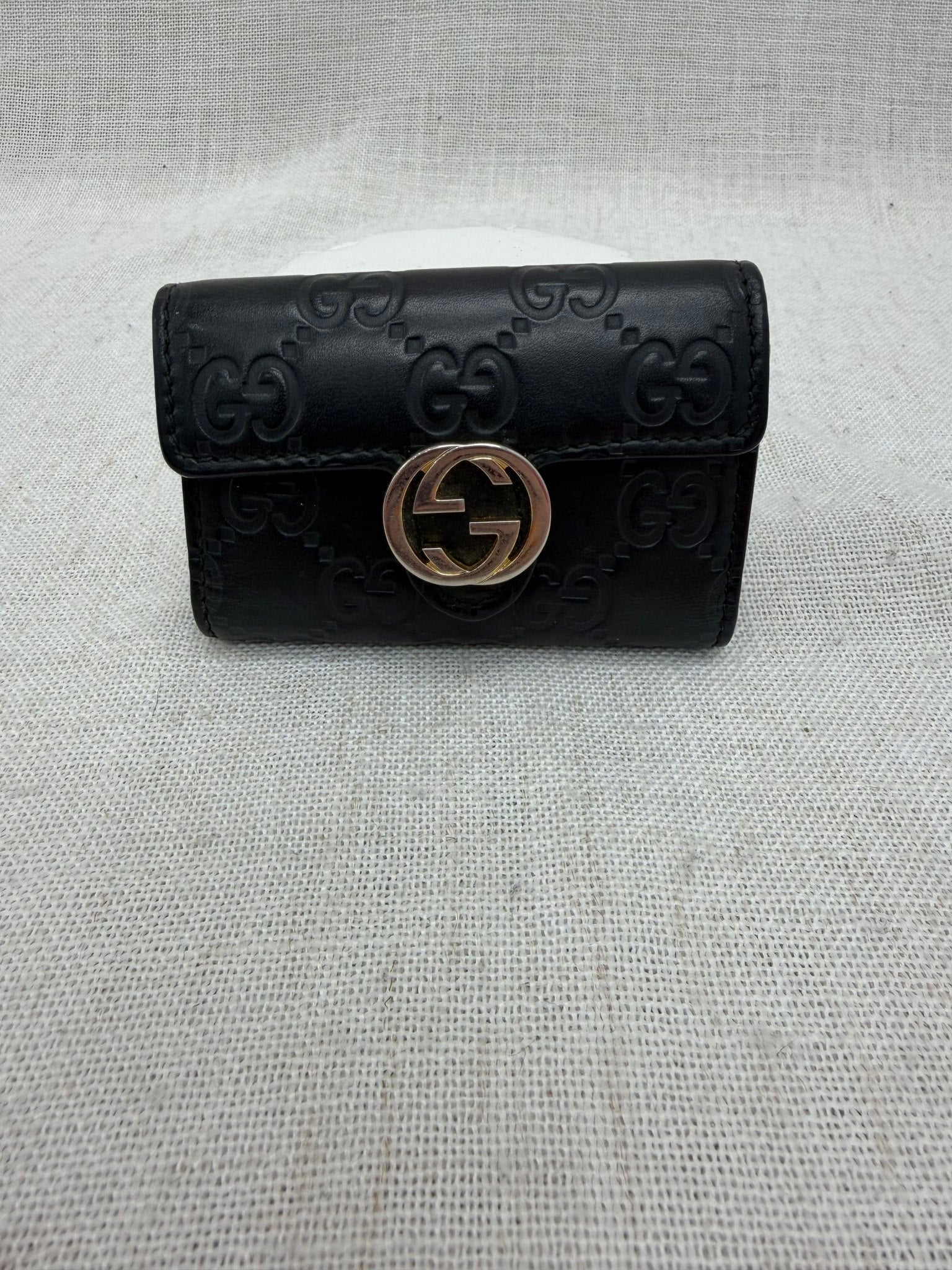 Gucci Black Guccissima Leather Interlocking G 6 Key Ring Case