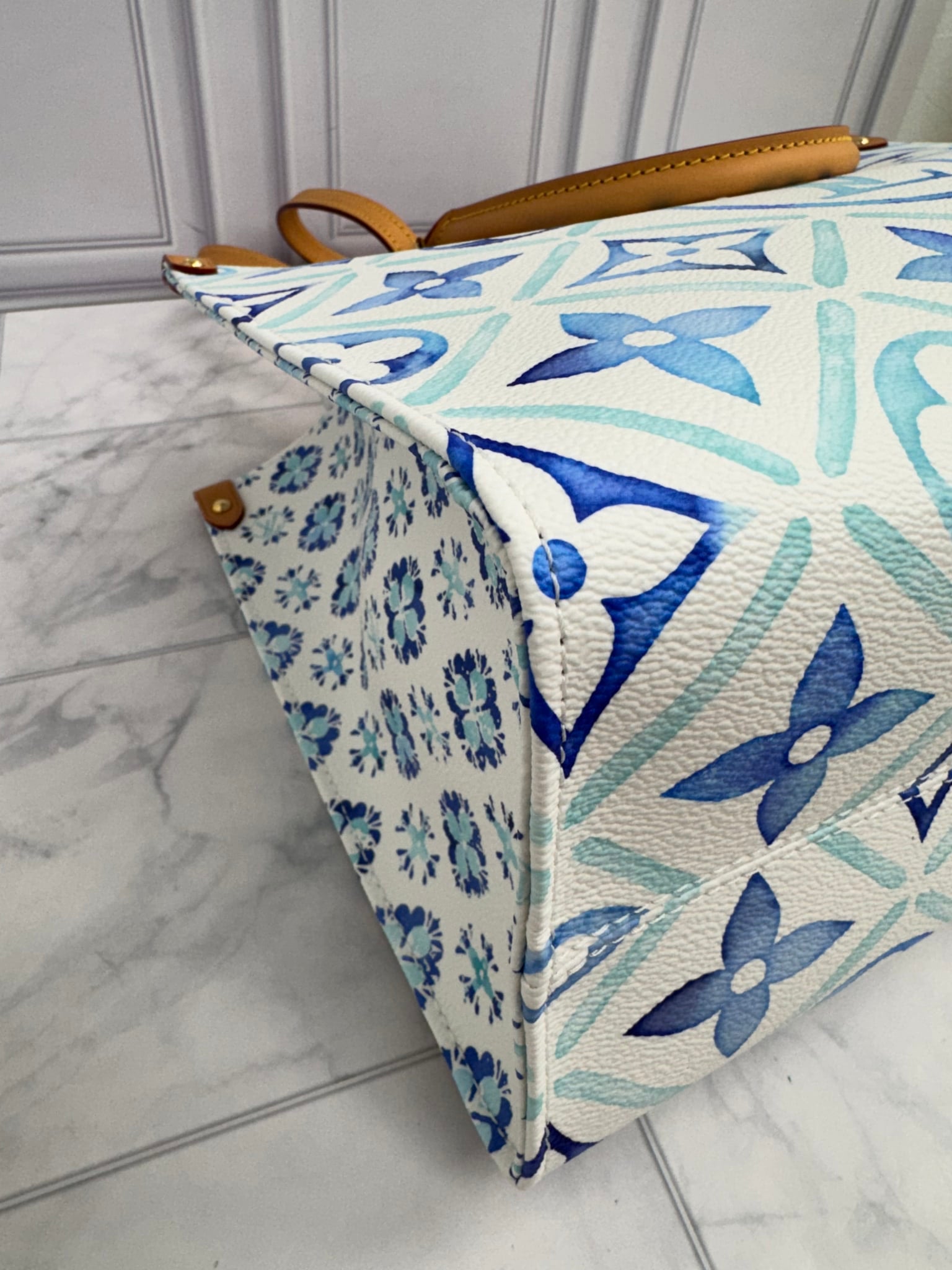 BRAND NEW - Louis Vuitton Lagoon Blue Monogram Tiles By The Pool On The Go Tote Bag MM 