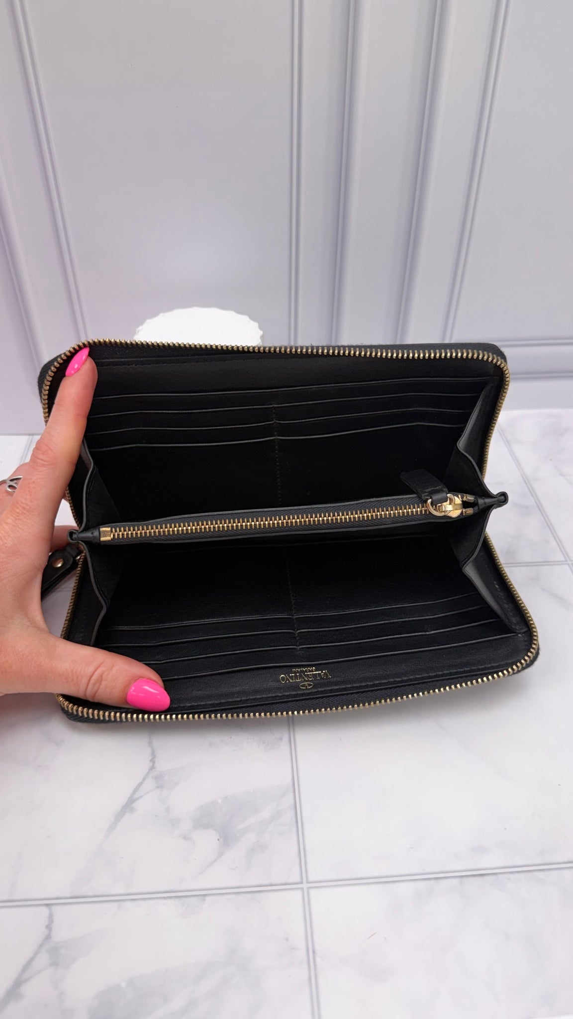 Valentino Black Leather Rockstud Zippy Wallet