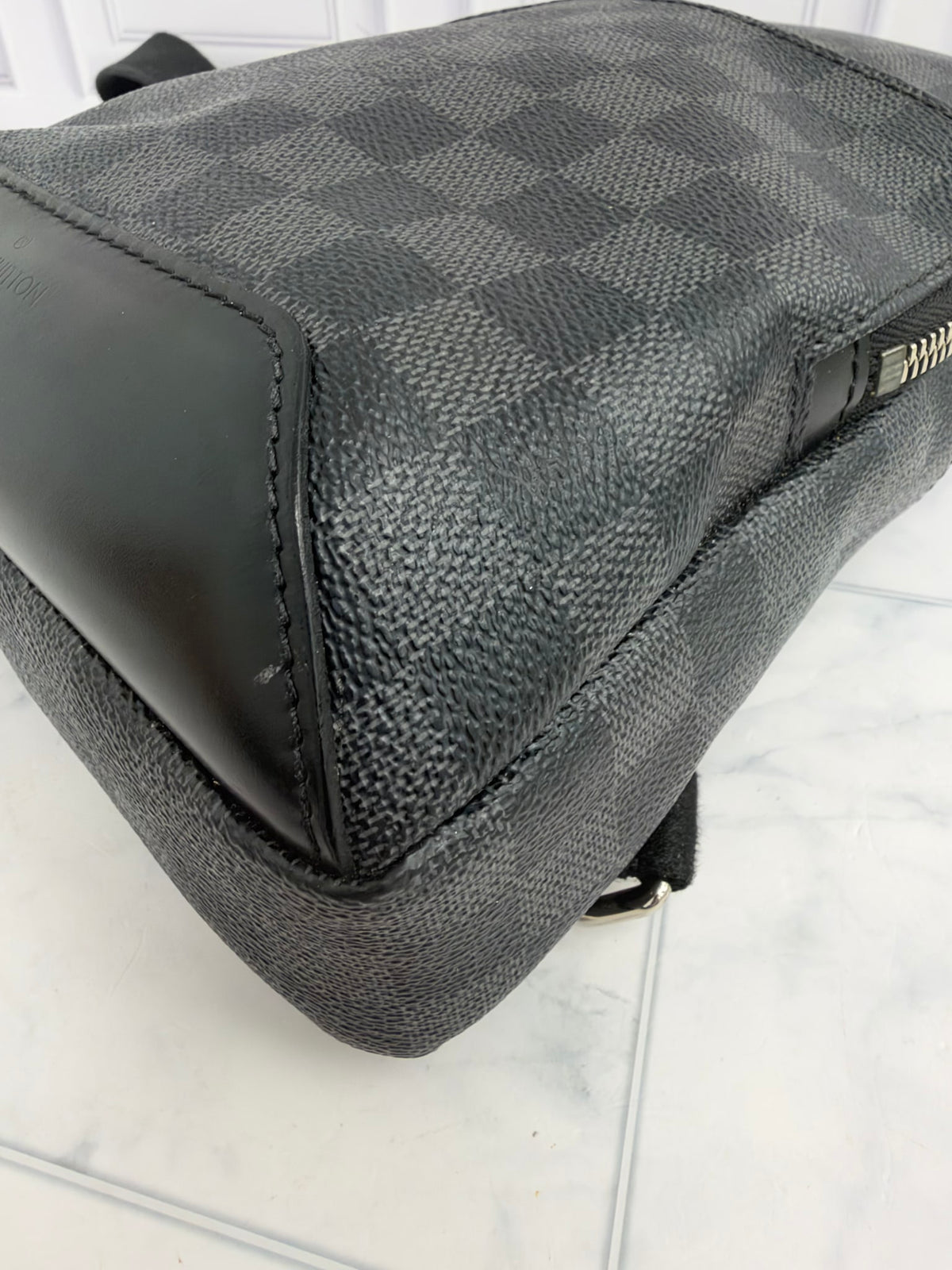 Louis Vuitton Damier Graphite Avenue Sling Bag