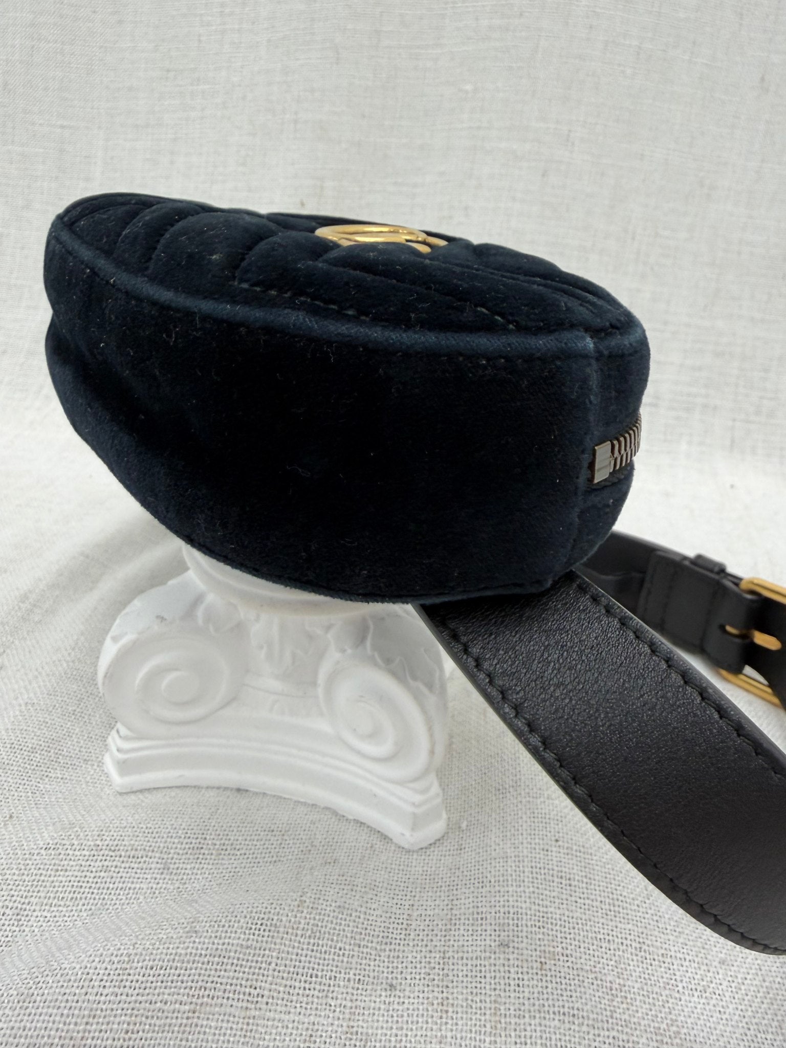 Gucci Black Velvet Marmont Belt Bag Size 75