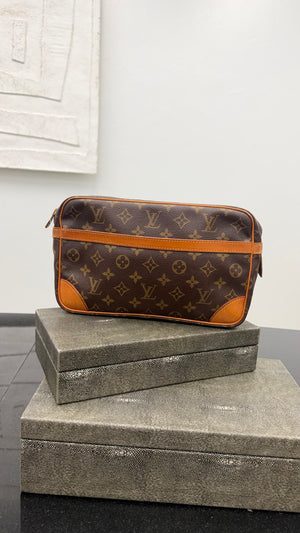 Louis Vuitton Monogram Compiegne 28 Clutch