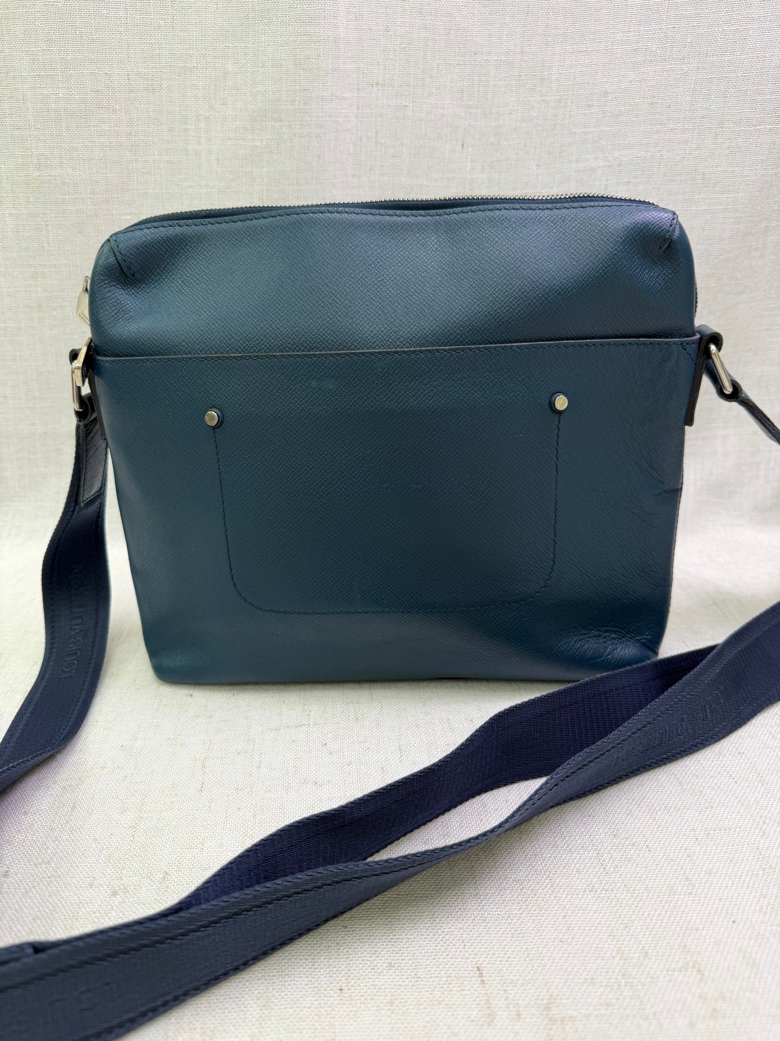 Louis Vuitton Blue Taiga Leather Grigori Messenger Bag