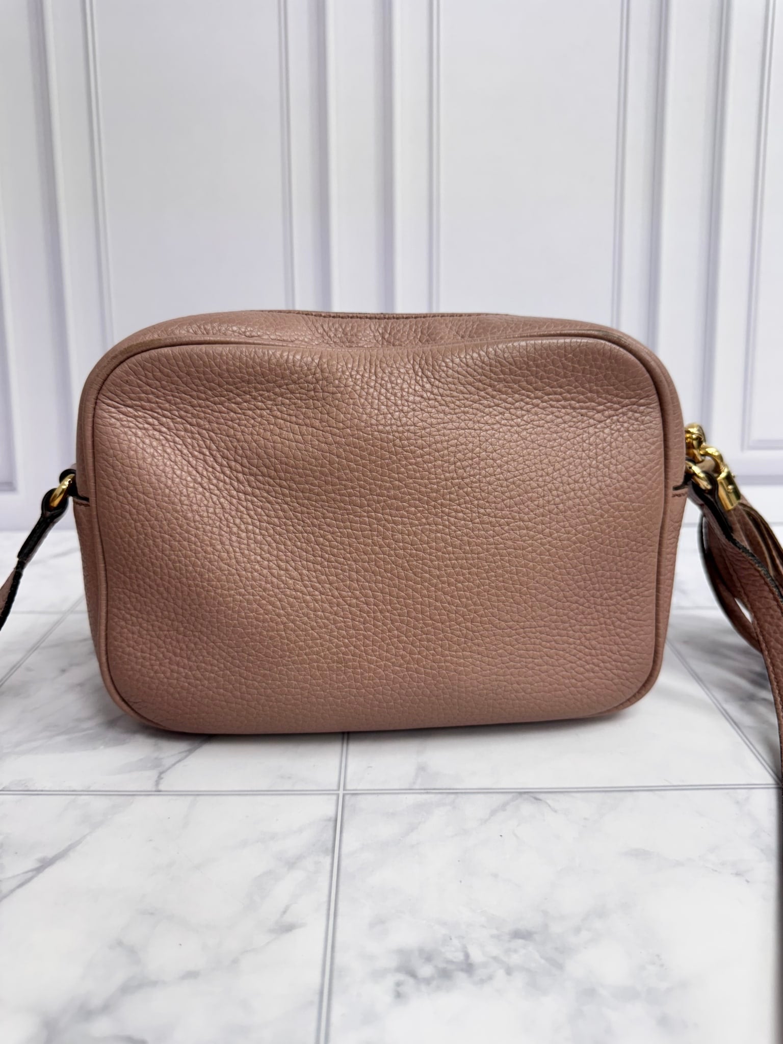 Gucci Light Pink Grained Leather Soho Disco Small Crossbody Bag