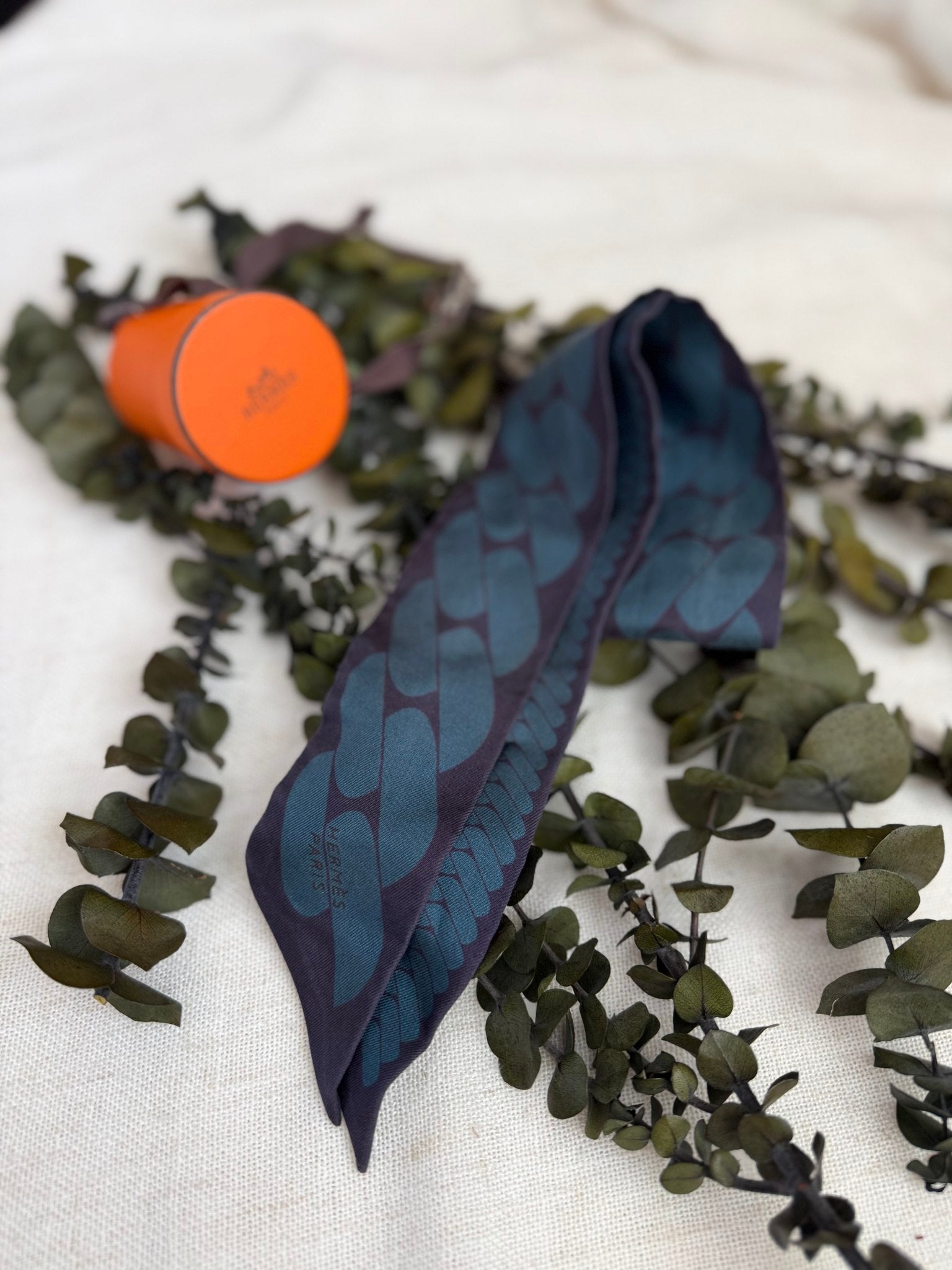 Hermes Navy Silk Clic C'est Noue Twilly