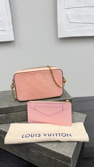 Louis Vuitton Rose Ballerine Monogram Vernis Leather Camera Pouch