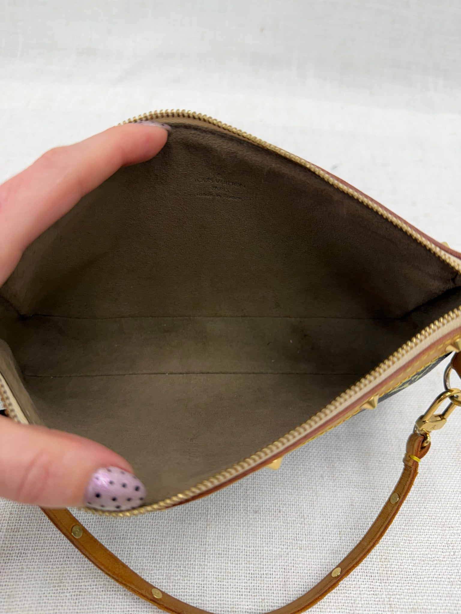 Louis Vuitton Black Multicolor Monogram Pochette