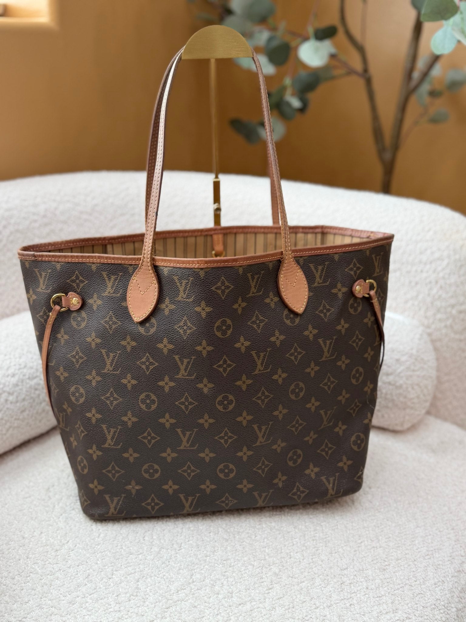 Louis Vuitton Monogram Neverfull MM 