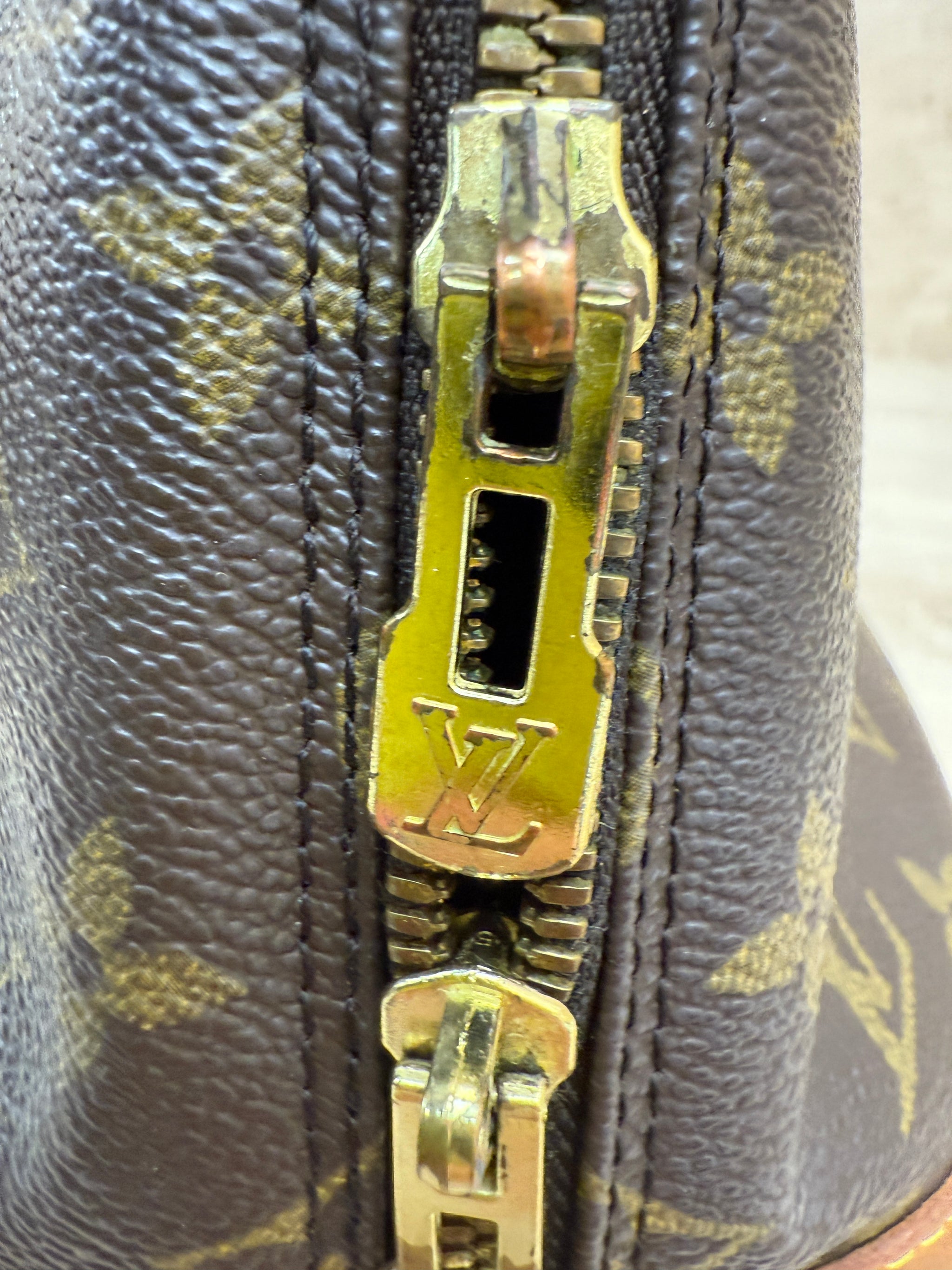 Louis Vuitton Monogram Alma PM
