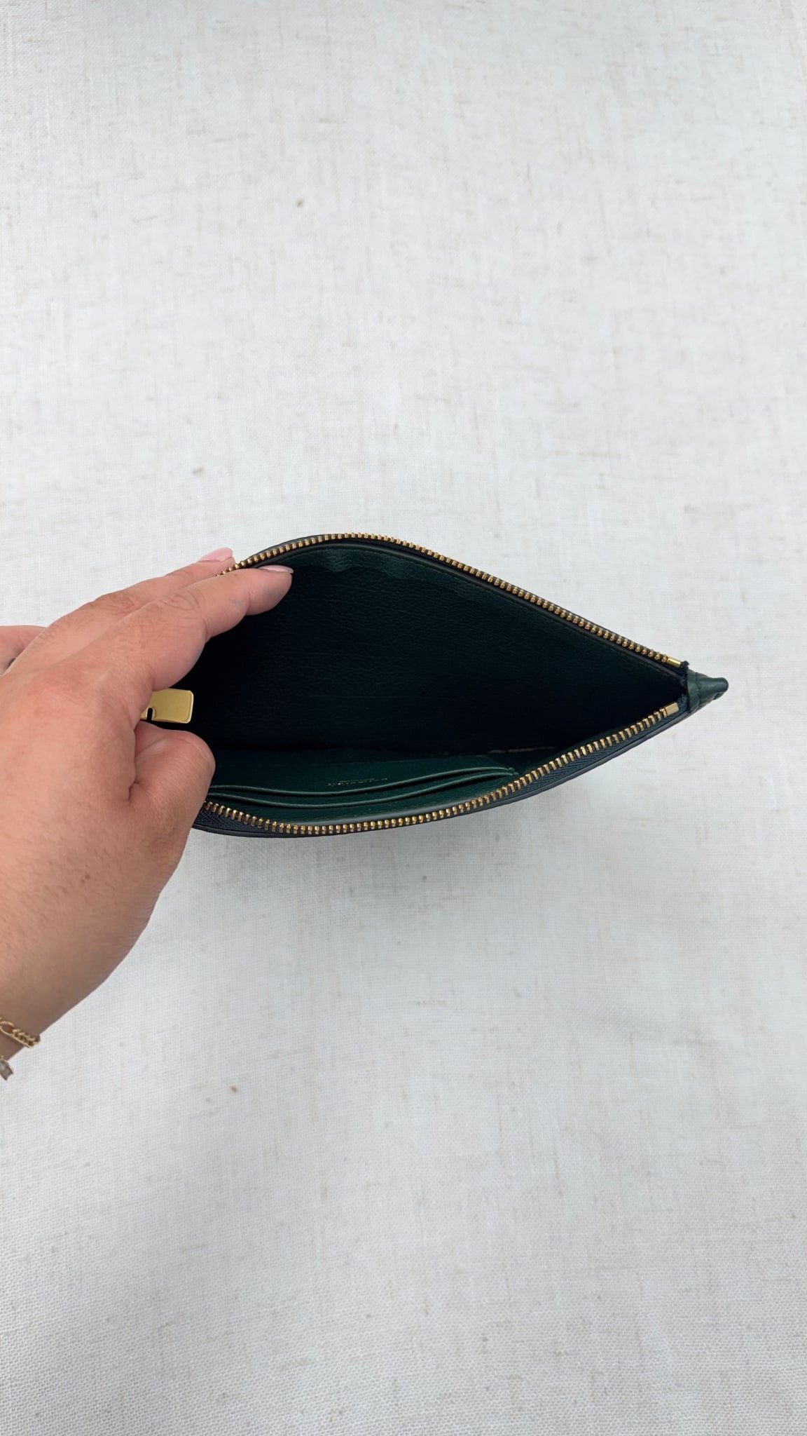 BRAND NEW - Burberry Green Pebbled Leather Chess Pouch