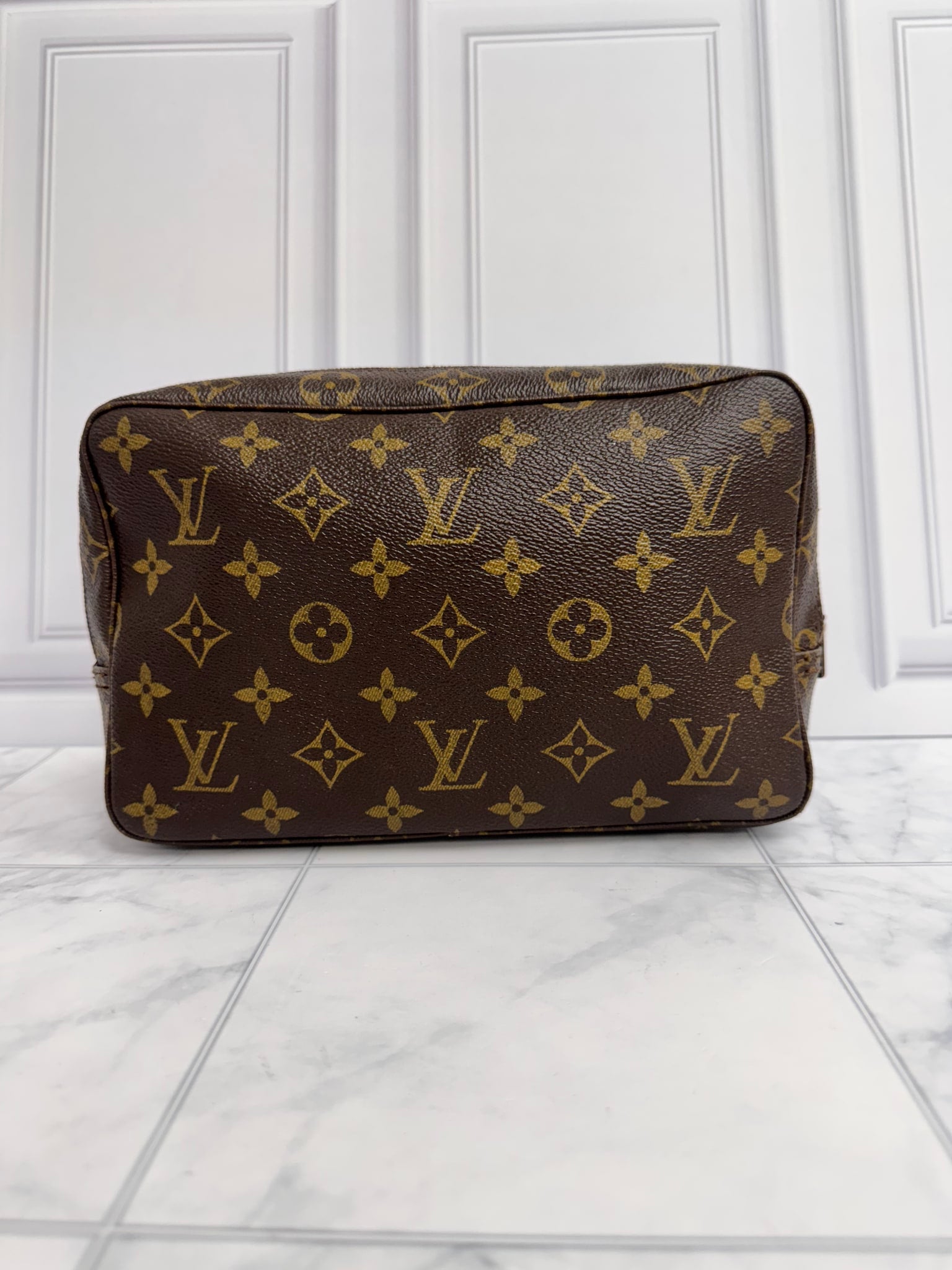 Louis Vuitton Monogram Trousse Toilette 23