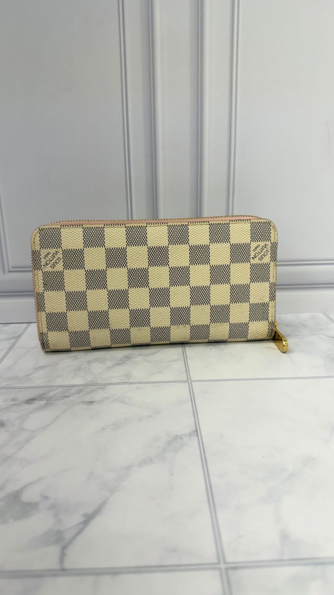 Louis Vuitton Damier Azur Rose Ballerine Zippy Wallet 