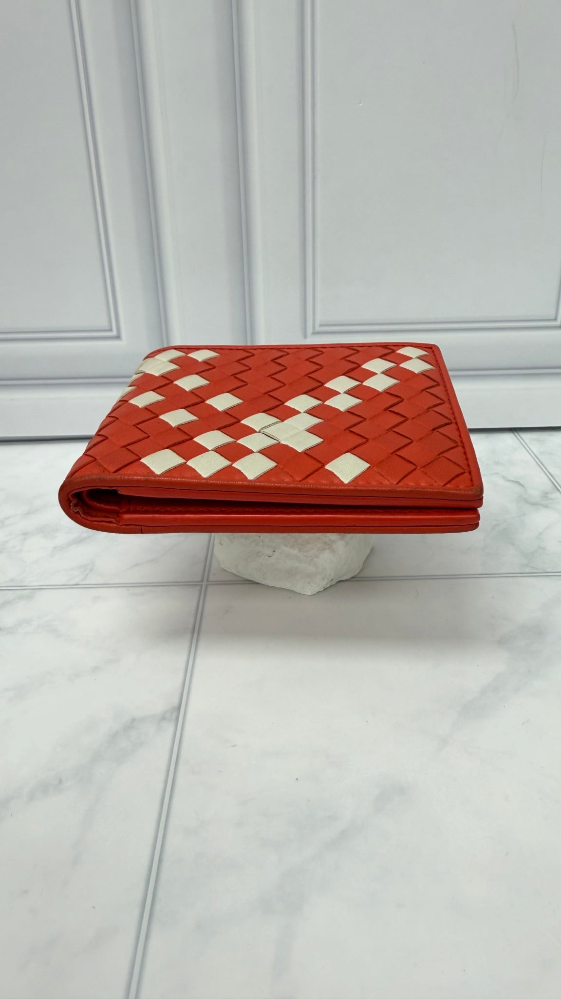 Bottega Veneta Orange And Cream Intrecciato Leather Bifold Wallet 