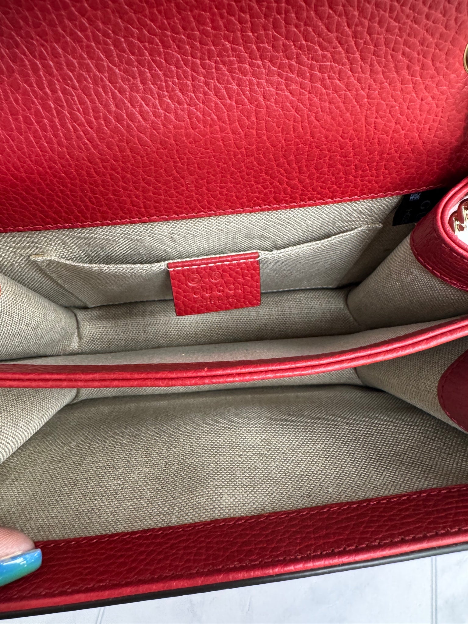 Gucci Red Pebbled Leather Interlocking G Small Chain Crossbody Bag