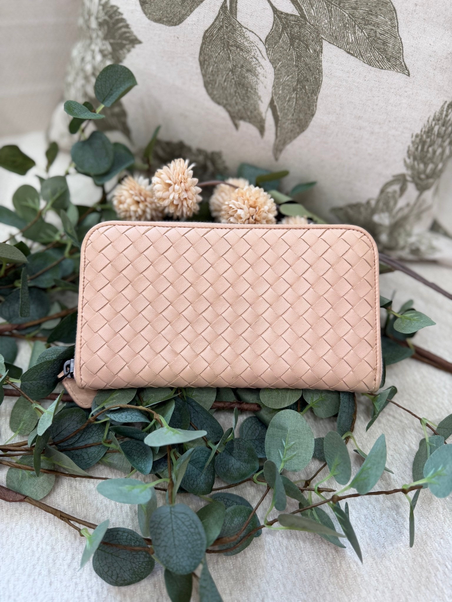 Bottega Veneta Peach Intracciato Leather Zippy Wallet