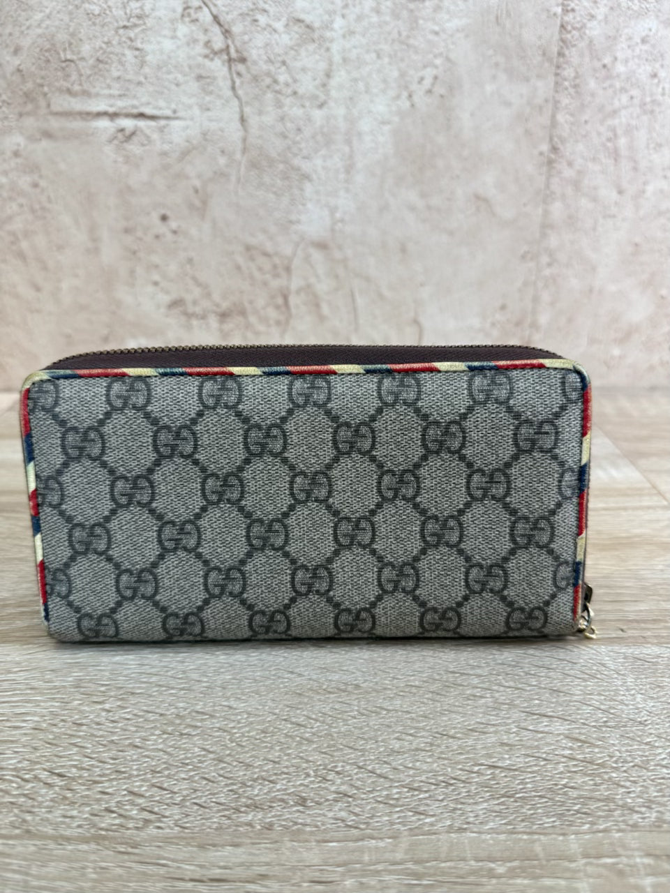 Gucci GG Supreme Courrier Embroidered UFO Zippy Long Wallet 