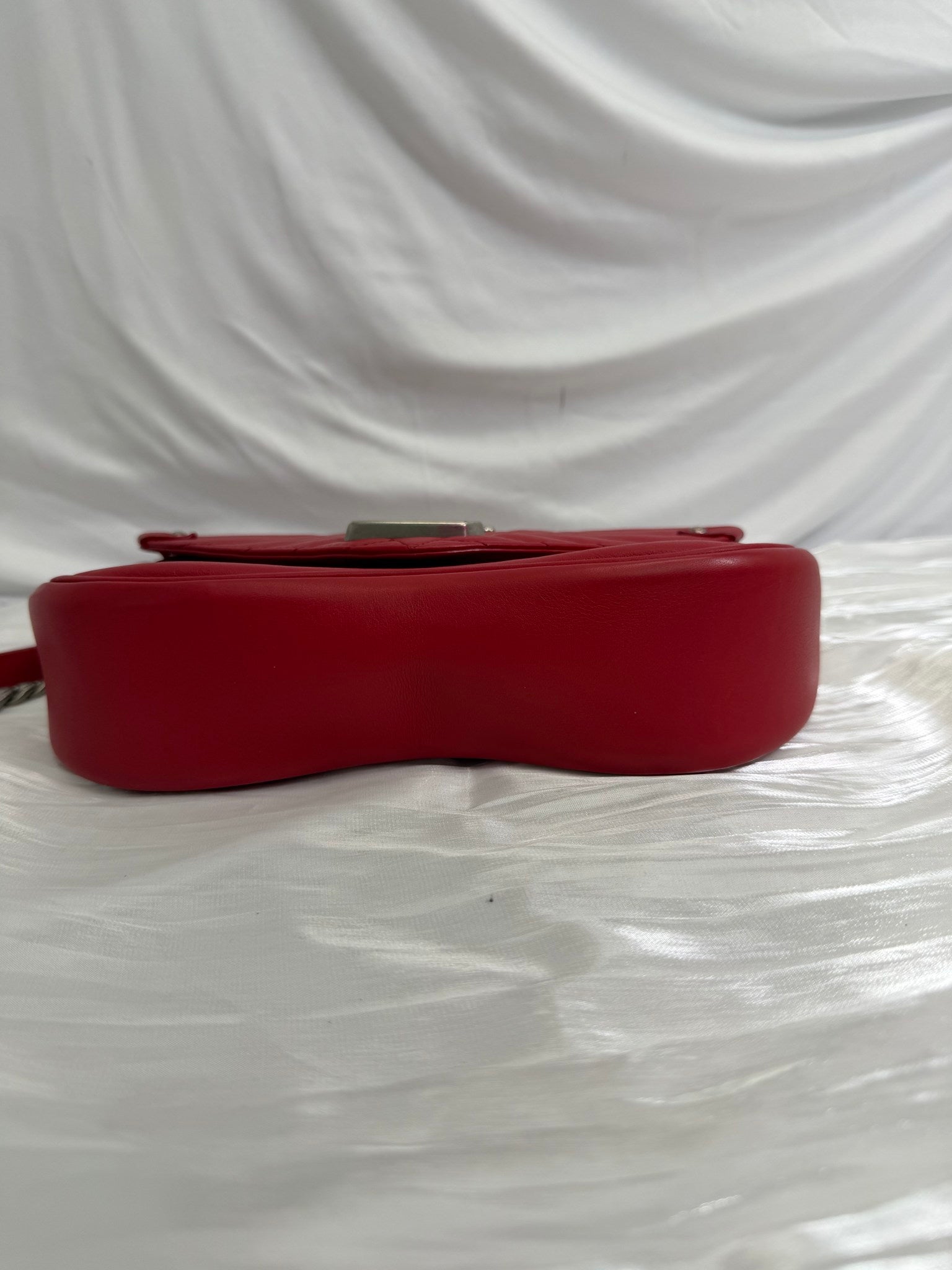 Louis Vuitton Red Quilted Leather New Wave MM