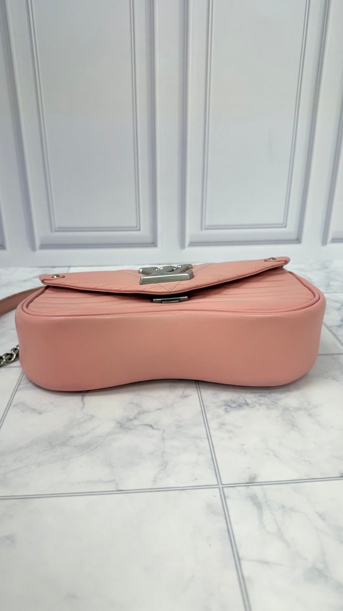 Louis Vuitton Light Pink Leather New Wave MM Chain Shoulder Bag 