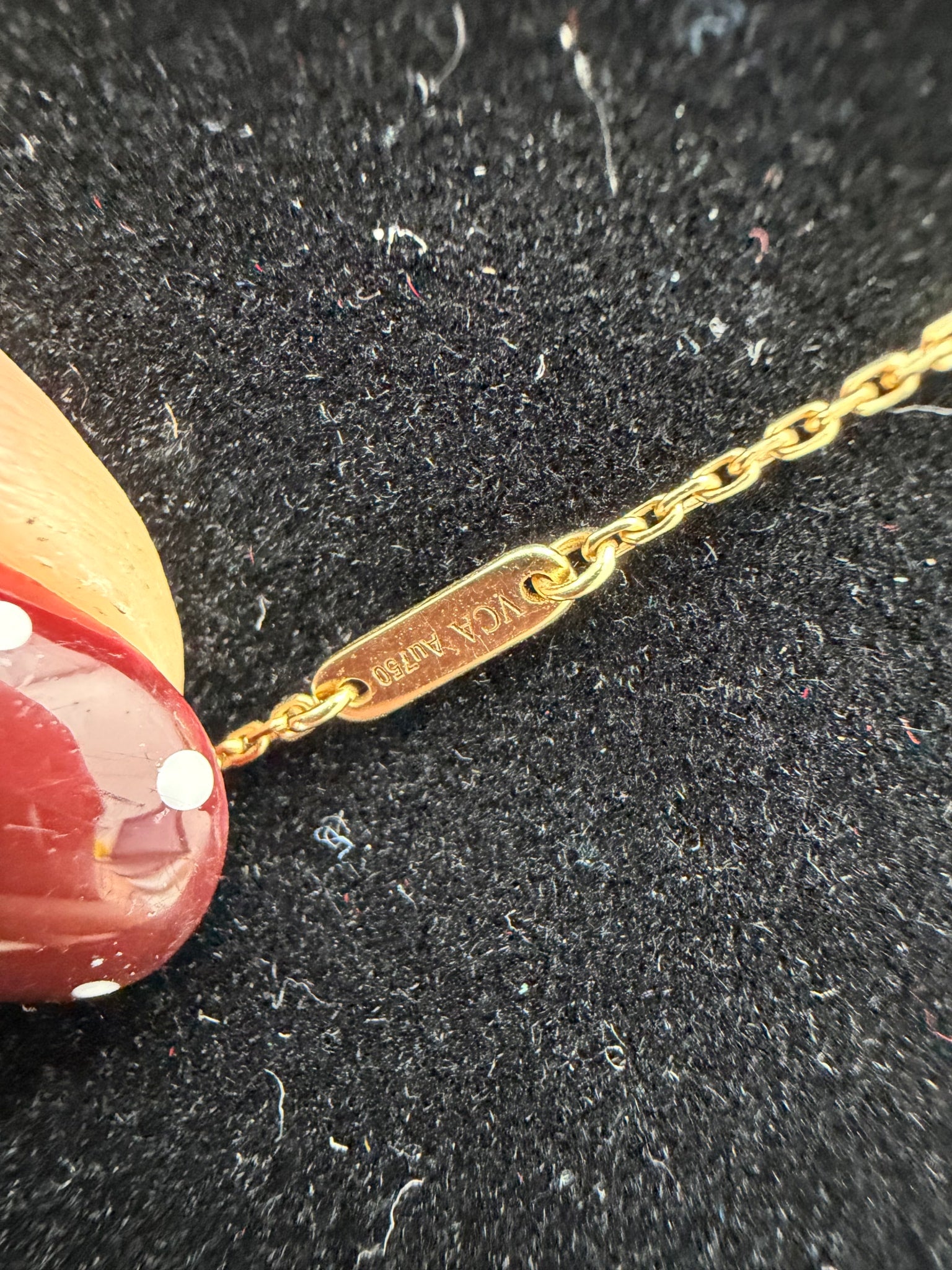 Van Cleef & Arpels Mother of Pearl 18K Gold Sweet Alhambra pendant Necklace