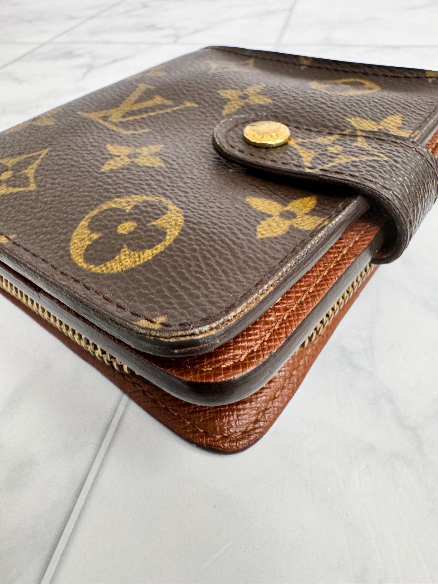 Louis Vuitton Monogram Compact Zippy Wallet