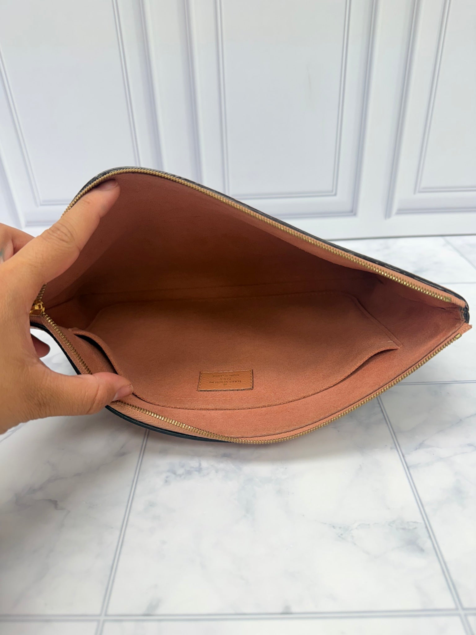 Louis Vuitton Monogram Pink Leather Daily Pouch