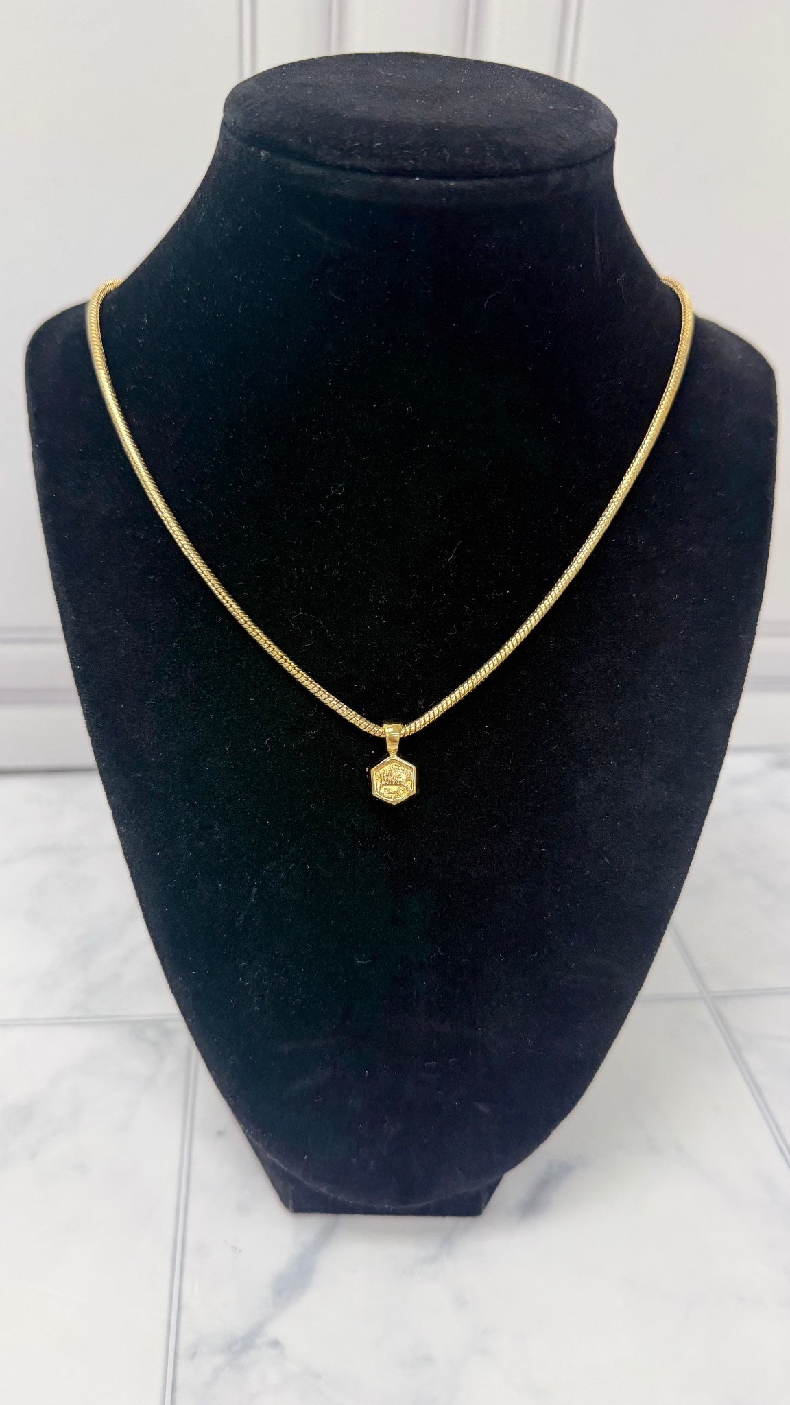 Christian Dior Gold Rhinestone Pendant Necklace