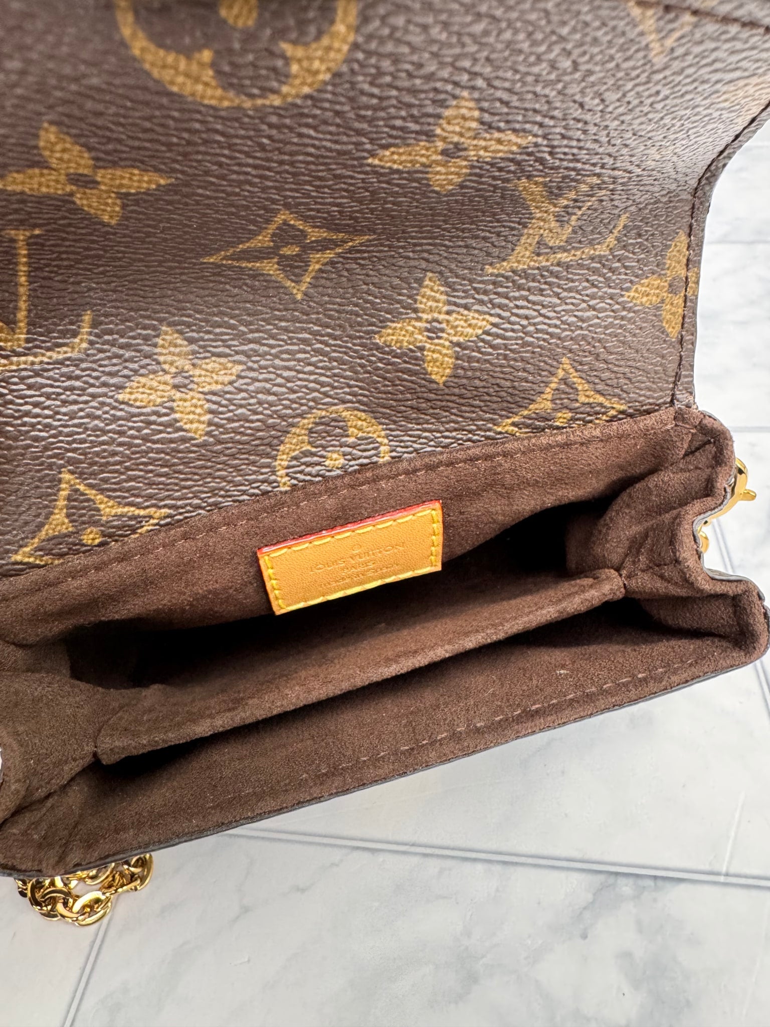 LIKE NEW - Louis Vuitton Monogram Micro Metis