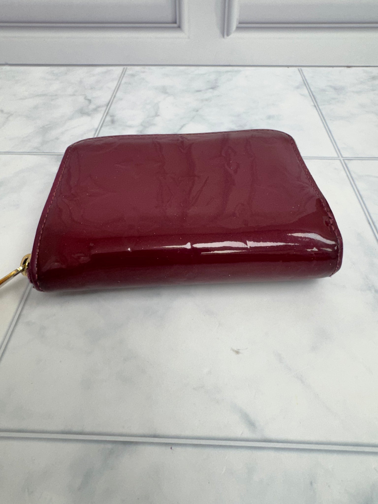 Louis Vuitton Burgundy Monogram Vernis Compact Zippy Wallet