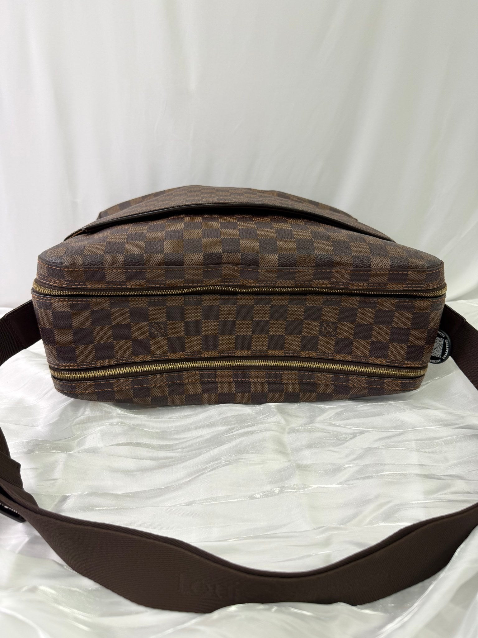 Louis Vuitton Damier Ebene Dorsoduro Bag
