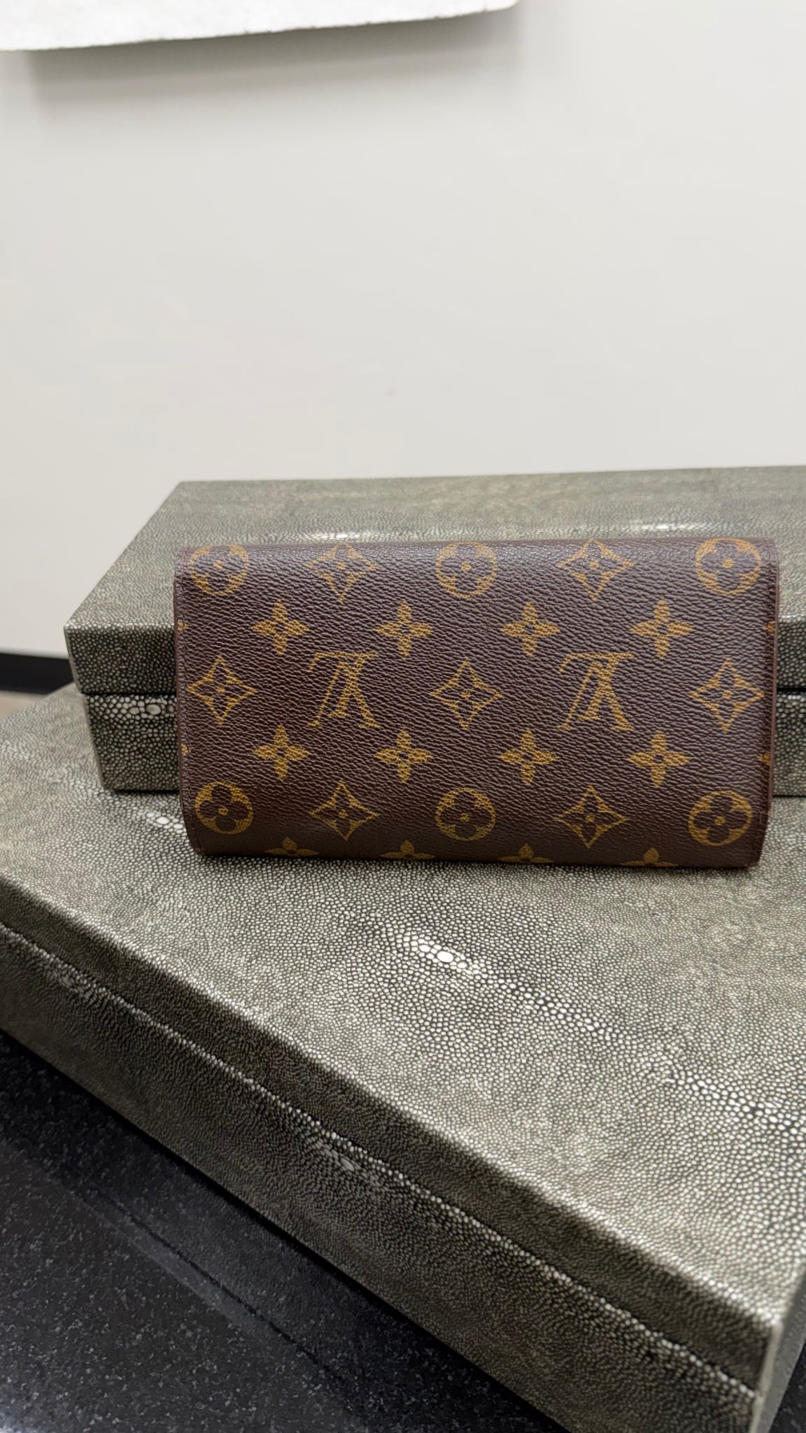 Louis Vuitton Monogram International Wallet