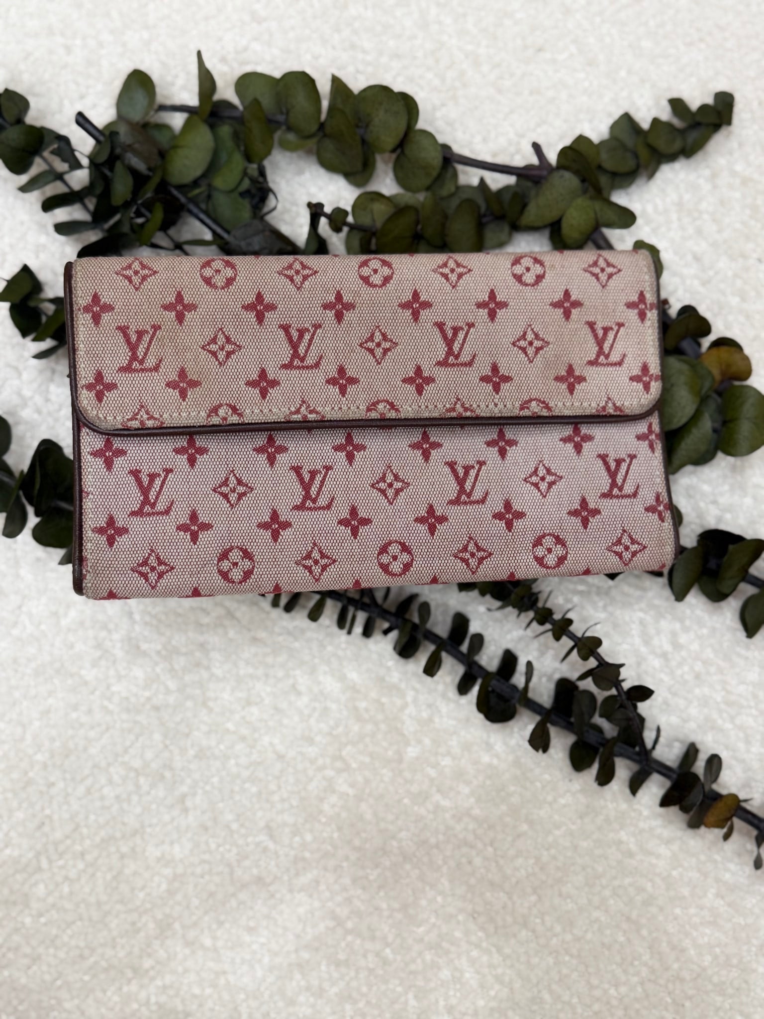 Louis Vuitton Burgundy Canvas Mini Lin Snap Wallet