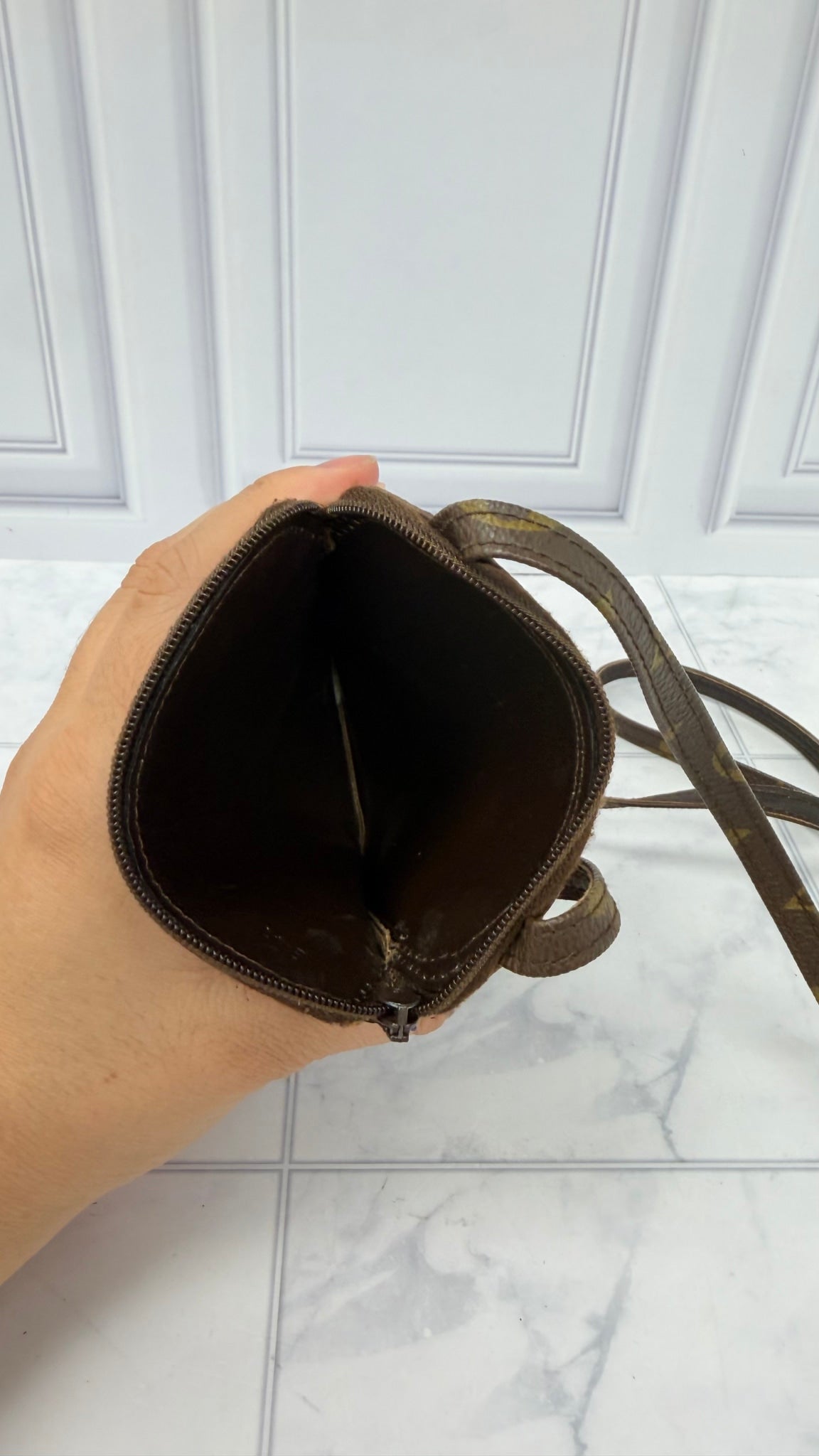 Louis Vuitton Monogram Pochette Secrete Pouch