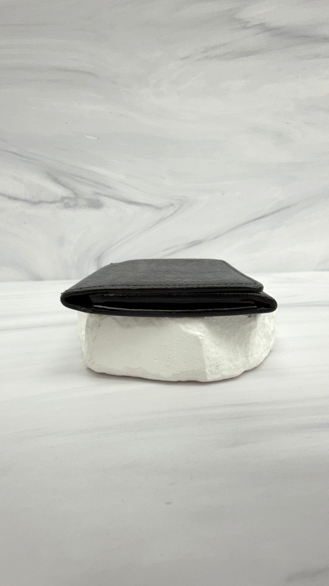 Louis Vuitton Black Taiga Leather Card Holder