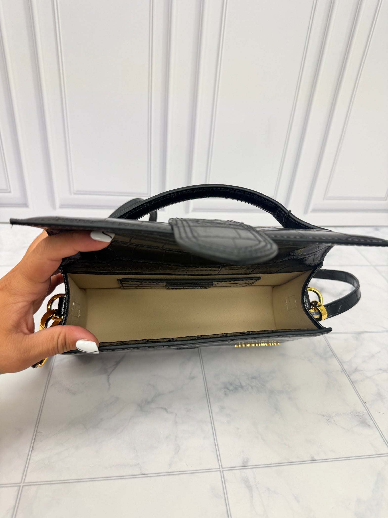 BRAND NEW - Jacquemus Black Croc Embossed Le Grand Bambino Handbag 2Way Handbag