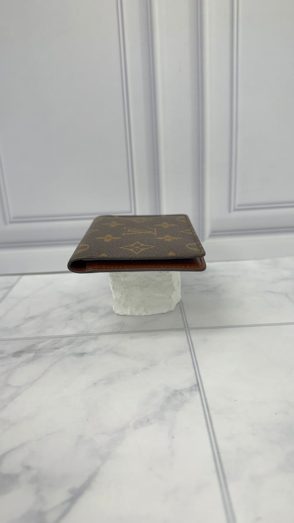 Louis Vuitton Monogram ID Card Holder 
