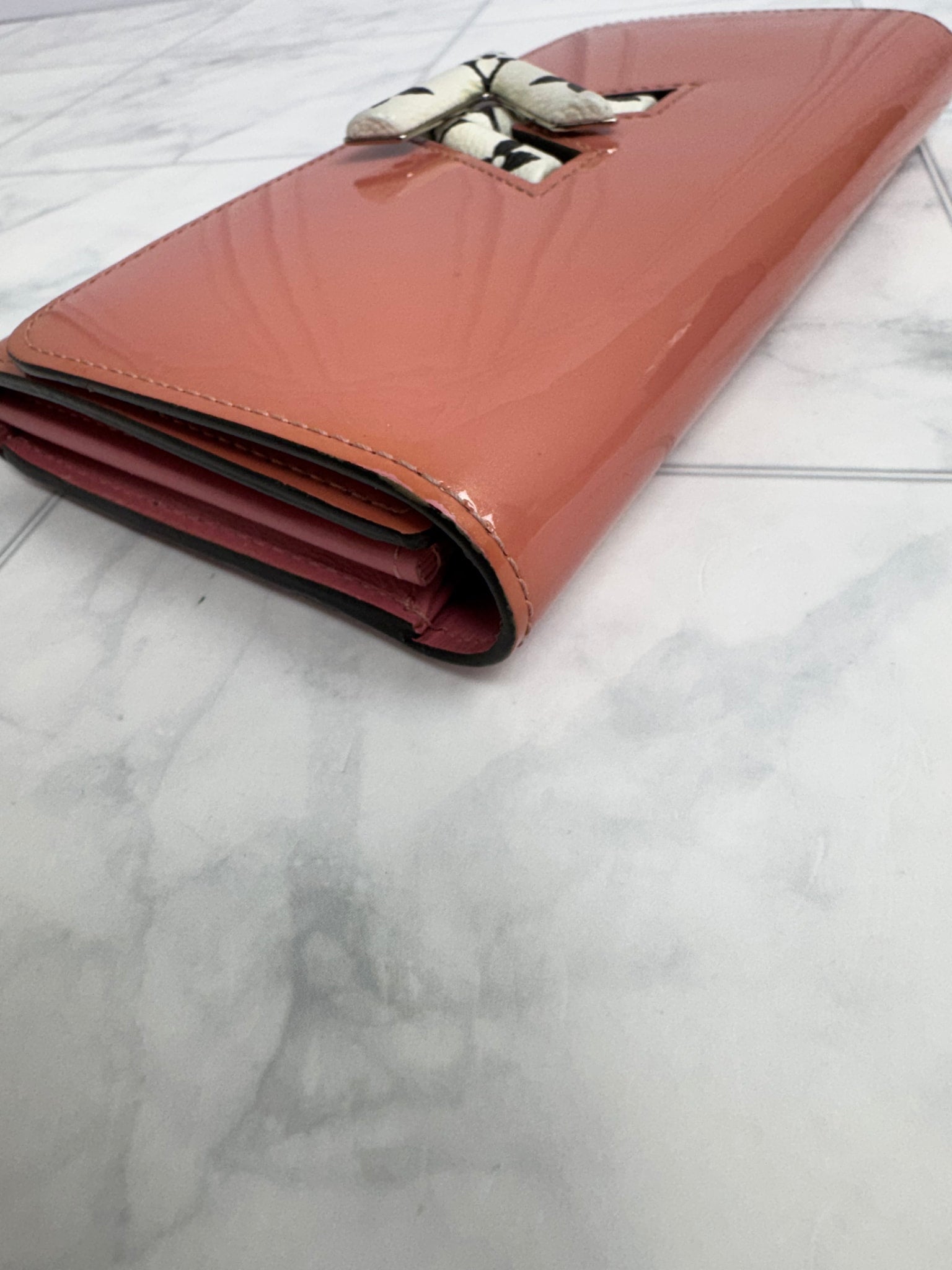 Louis Vuitton Pink Vernis Twist Long Wallet