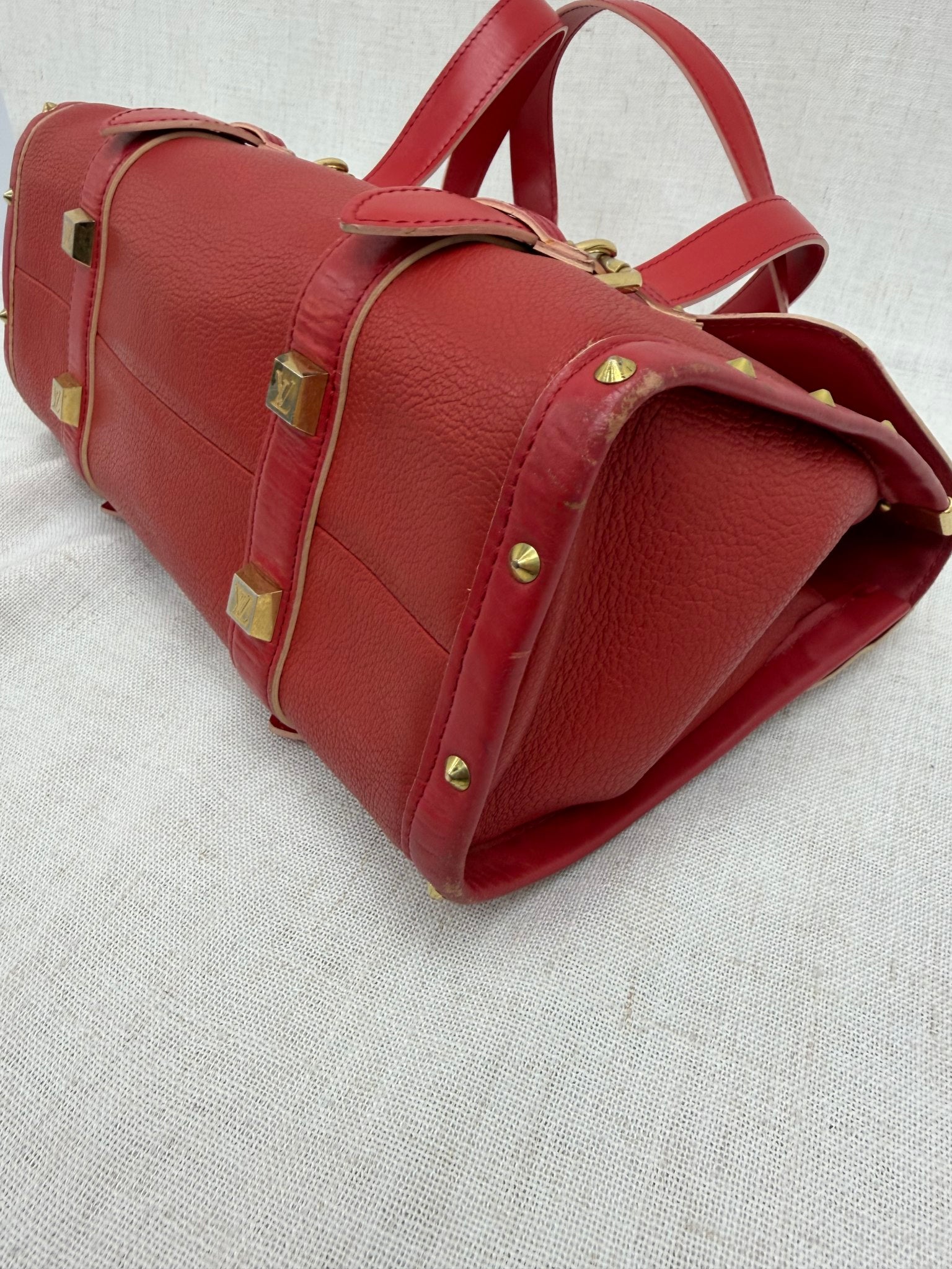 Louis Vuitton Red Leather Suhali L'Epanoui GM Shoulder Bag
