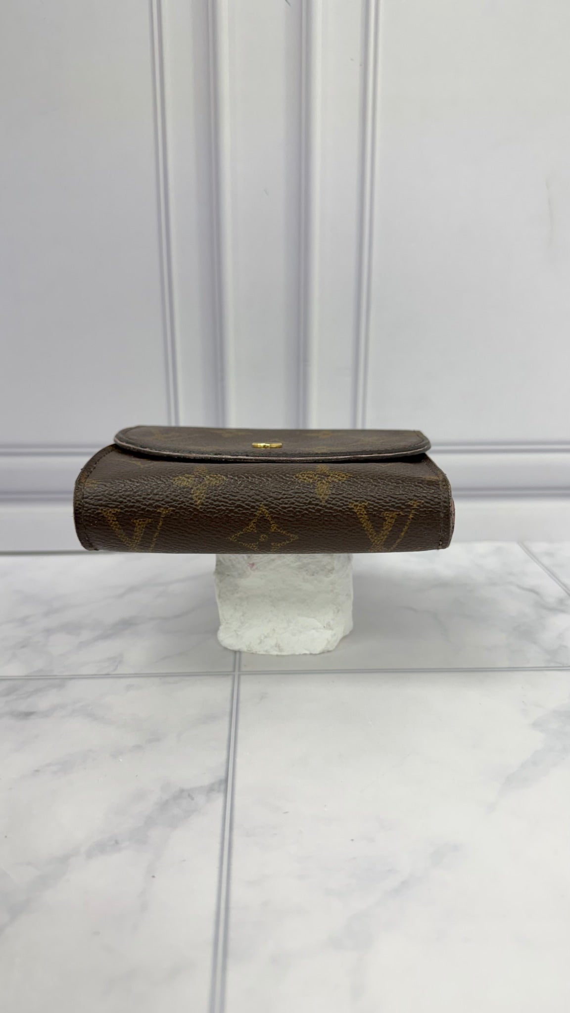 Louis Vuitton Monogram Ariane Trifold Wallet 