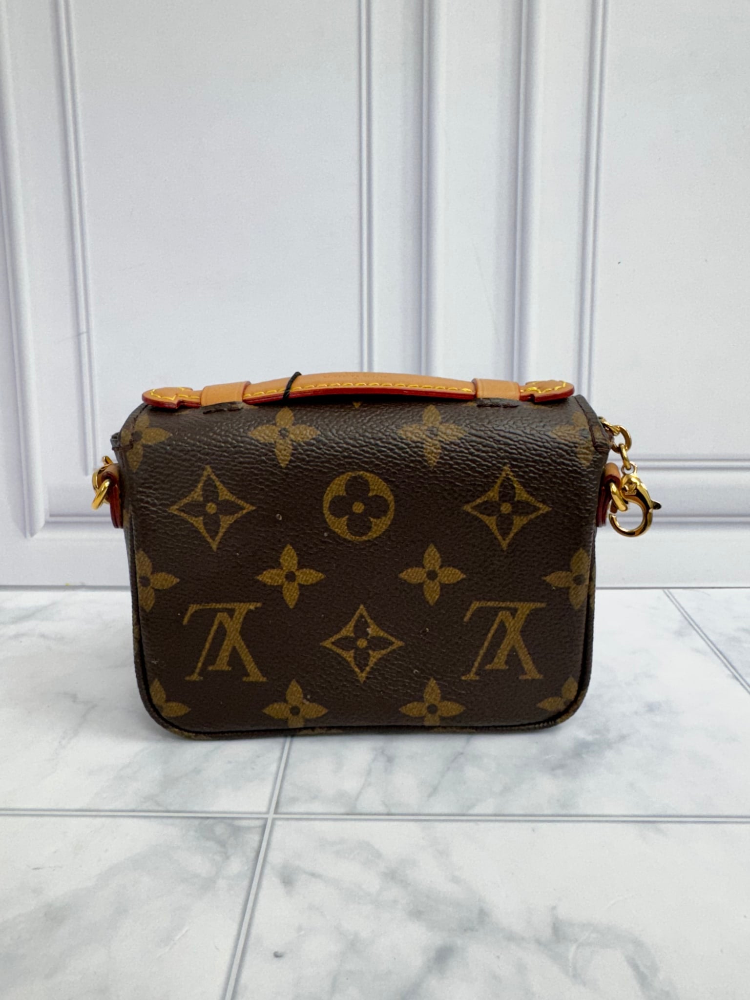 LIKE NEW - Louis Vuitton Monogram Micro Metis